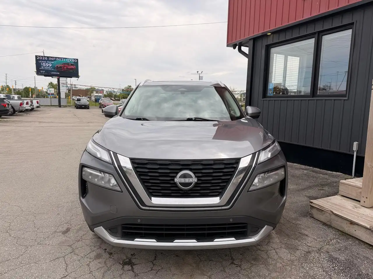 Nissan Rogue снимка Nissan Rogue