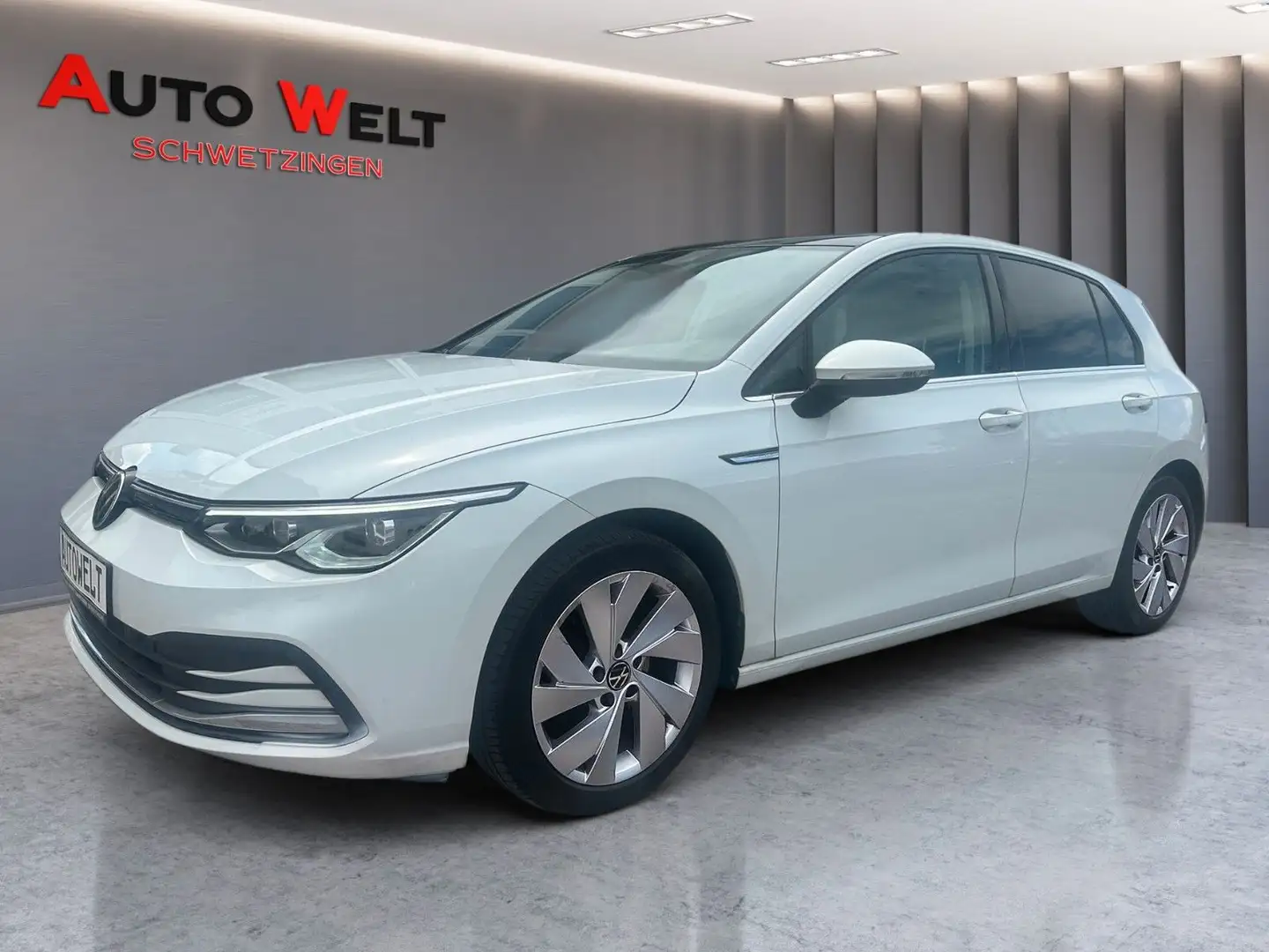 Volkswagen Golf VIII Lim. Style/LED/Pano/ACC/Massage/8-fach Weiß - 2