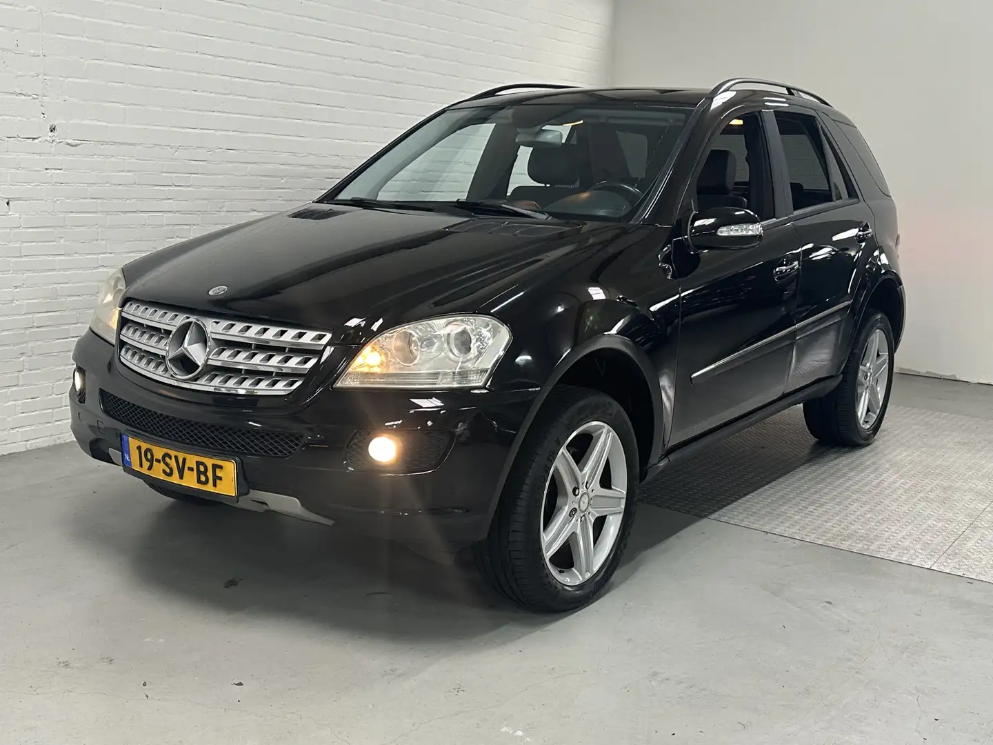 Mercedes-Benz ML 350 M-klasse LEDER / LPG / CRUISE / NAVI Schwarz - 1