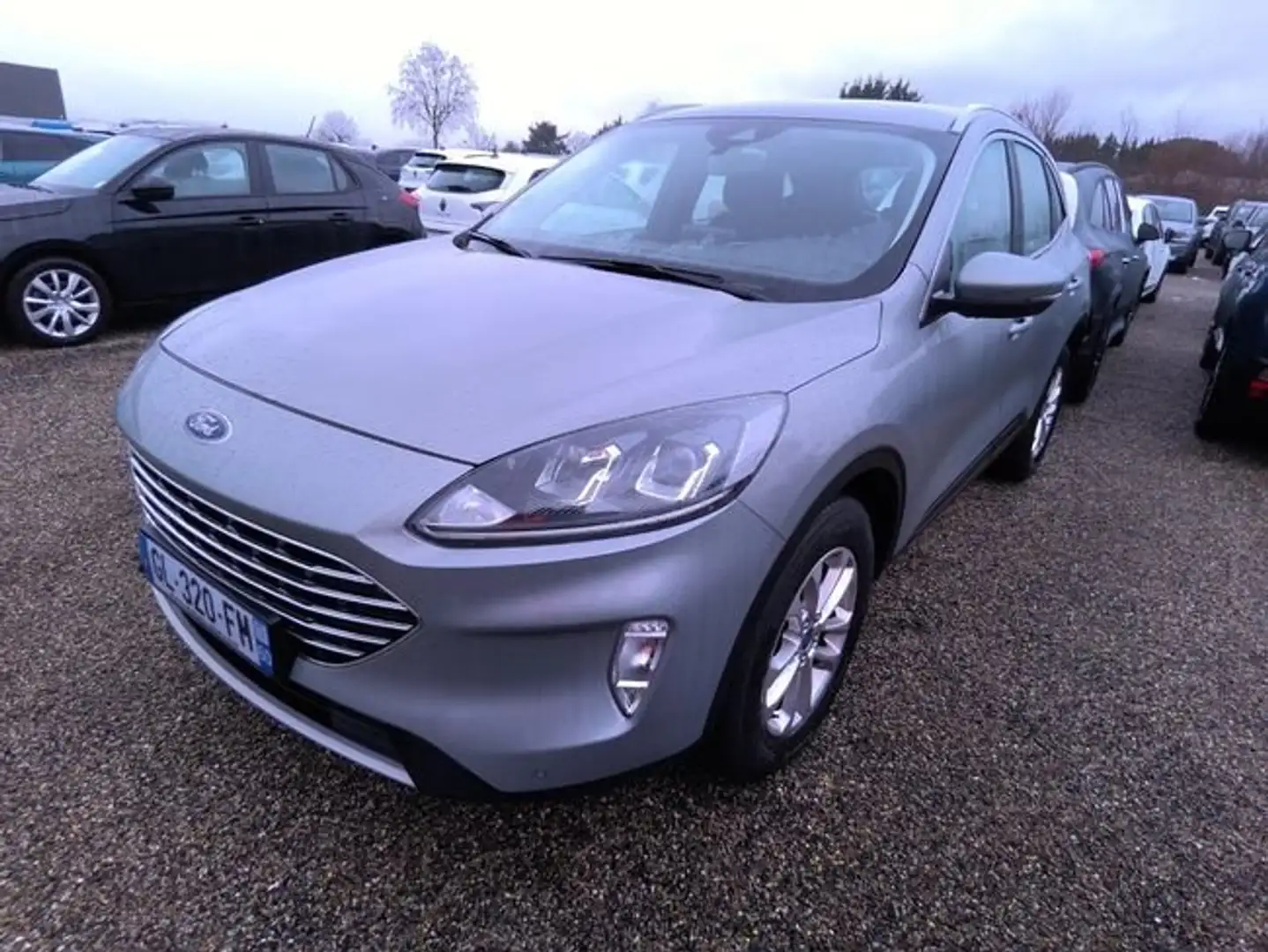 Ford Kuga 2.5 Duratec FHEV Titanium AWD Aut. Gris - 2