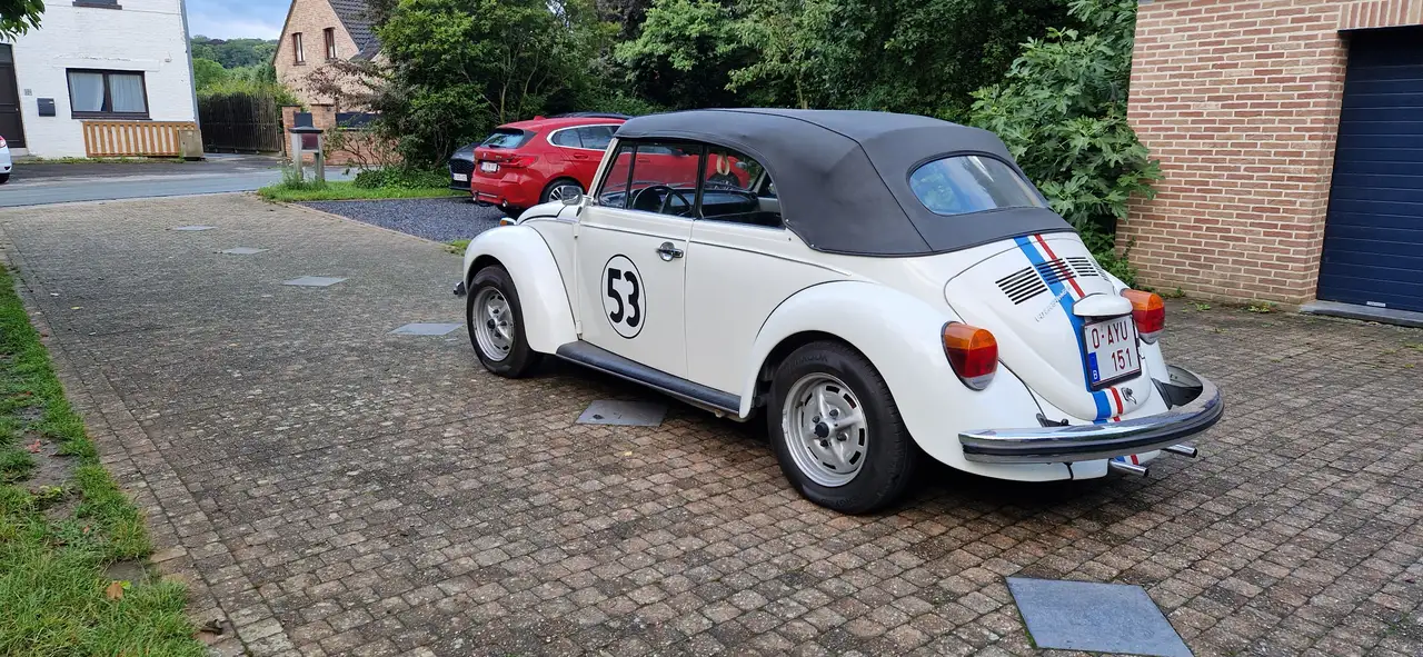 Volkswagen Coccinelle 1303 Cabriolet, foto 2