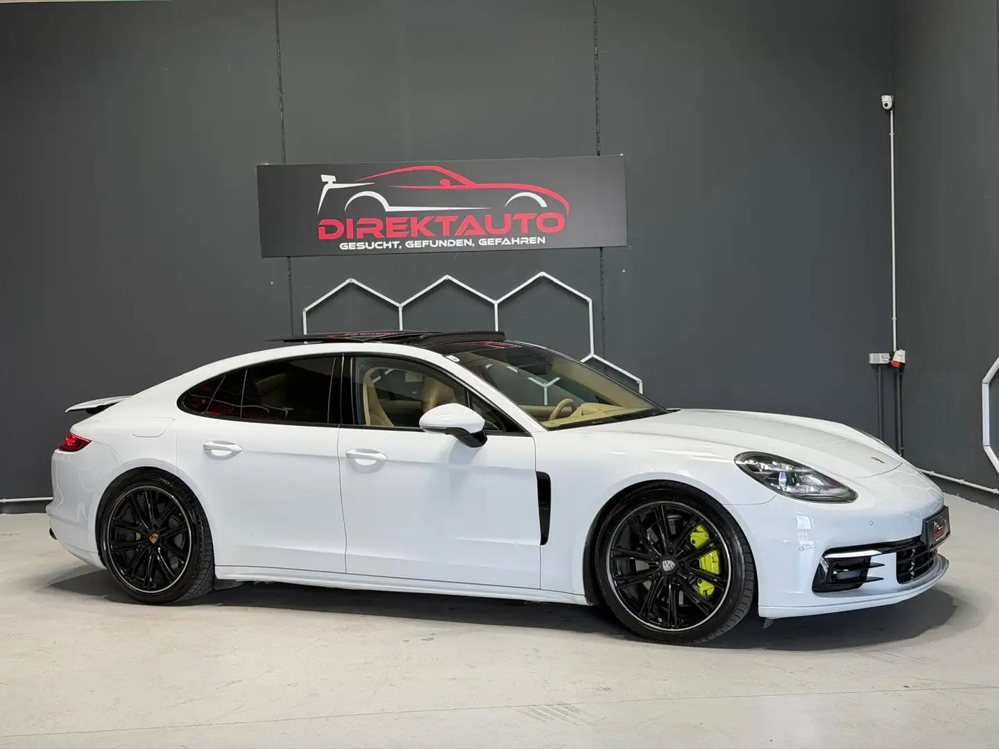 Porsche Panamera 4 E-Hybrid Weiß - 1