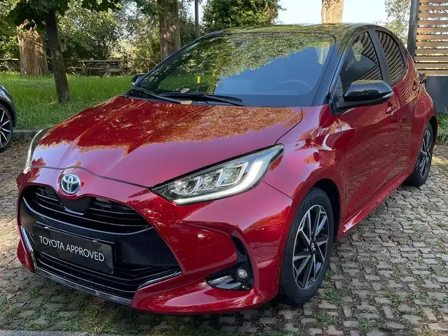 2023 Toyota Yaris in Red for sale