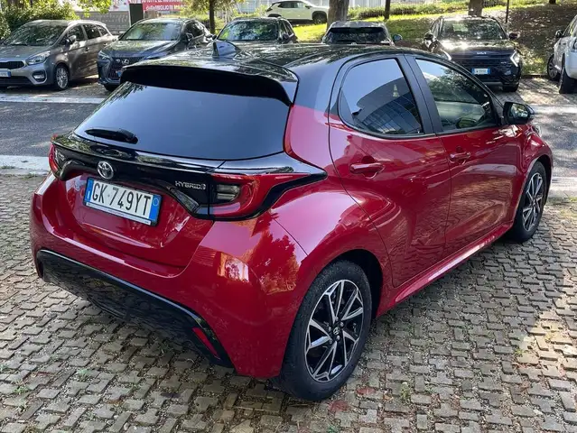 Toyota Yaris view 5
