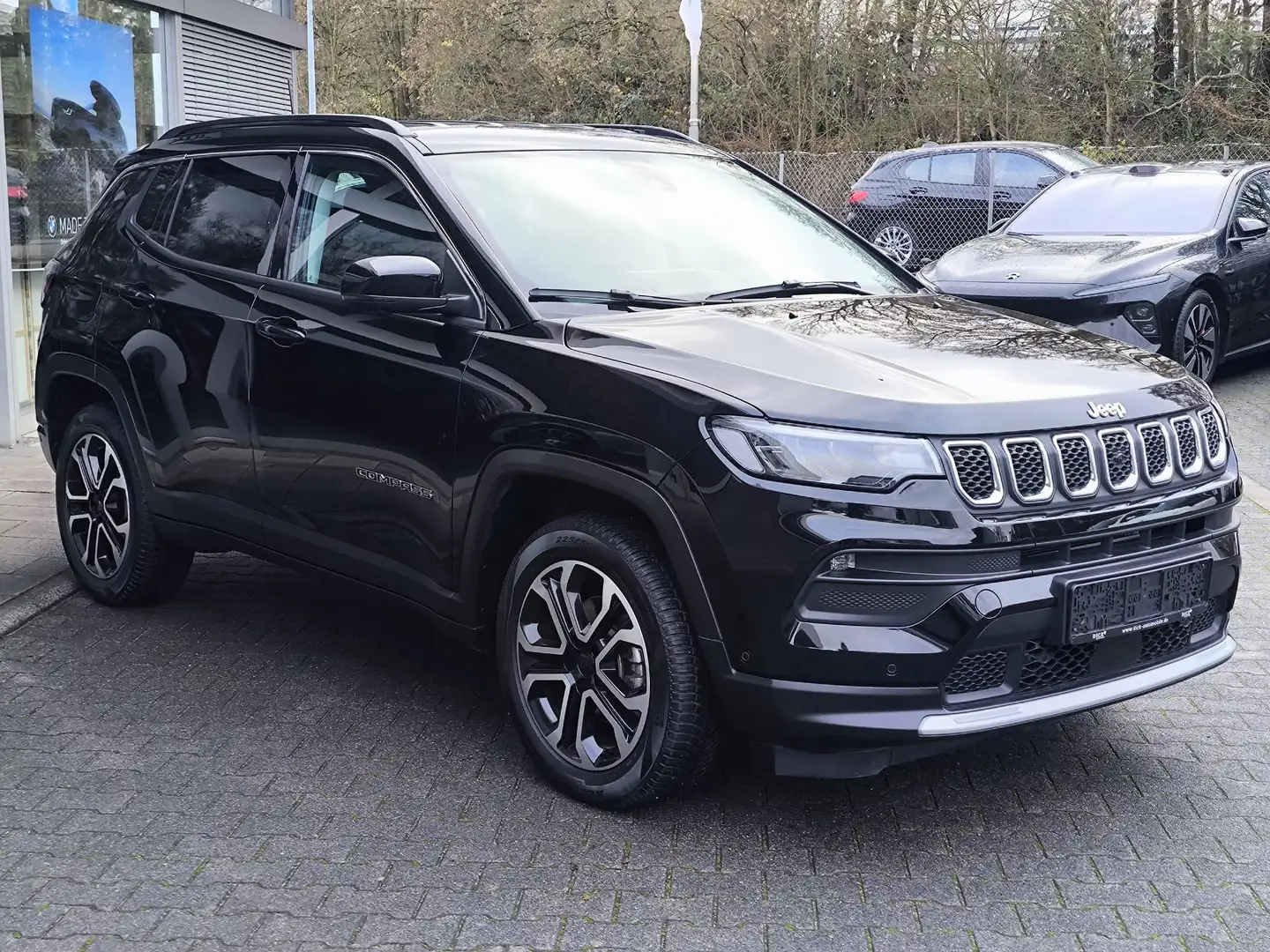 Jeep Compass Limited 1.5 XENON+NAVI+SHZ+ACC+360+DAB+ Schwarz - 2