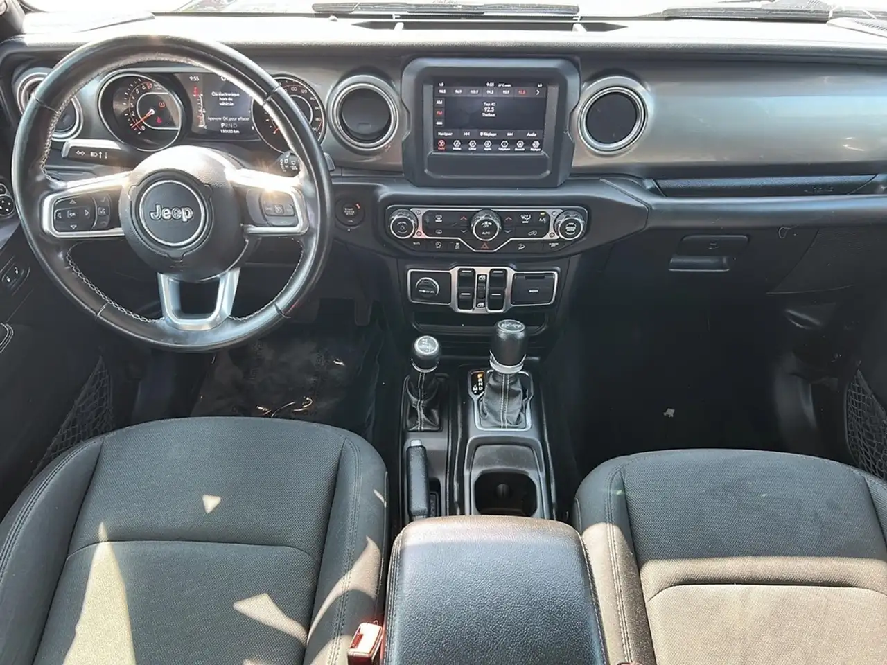 Jeep Wrangler photo Jeep Wrangler
