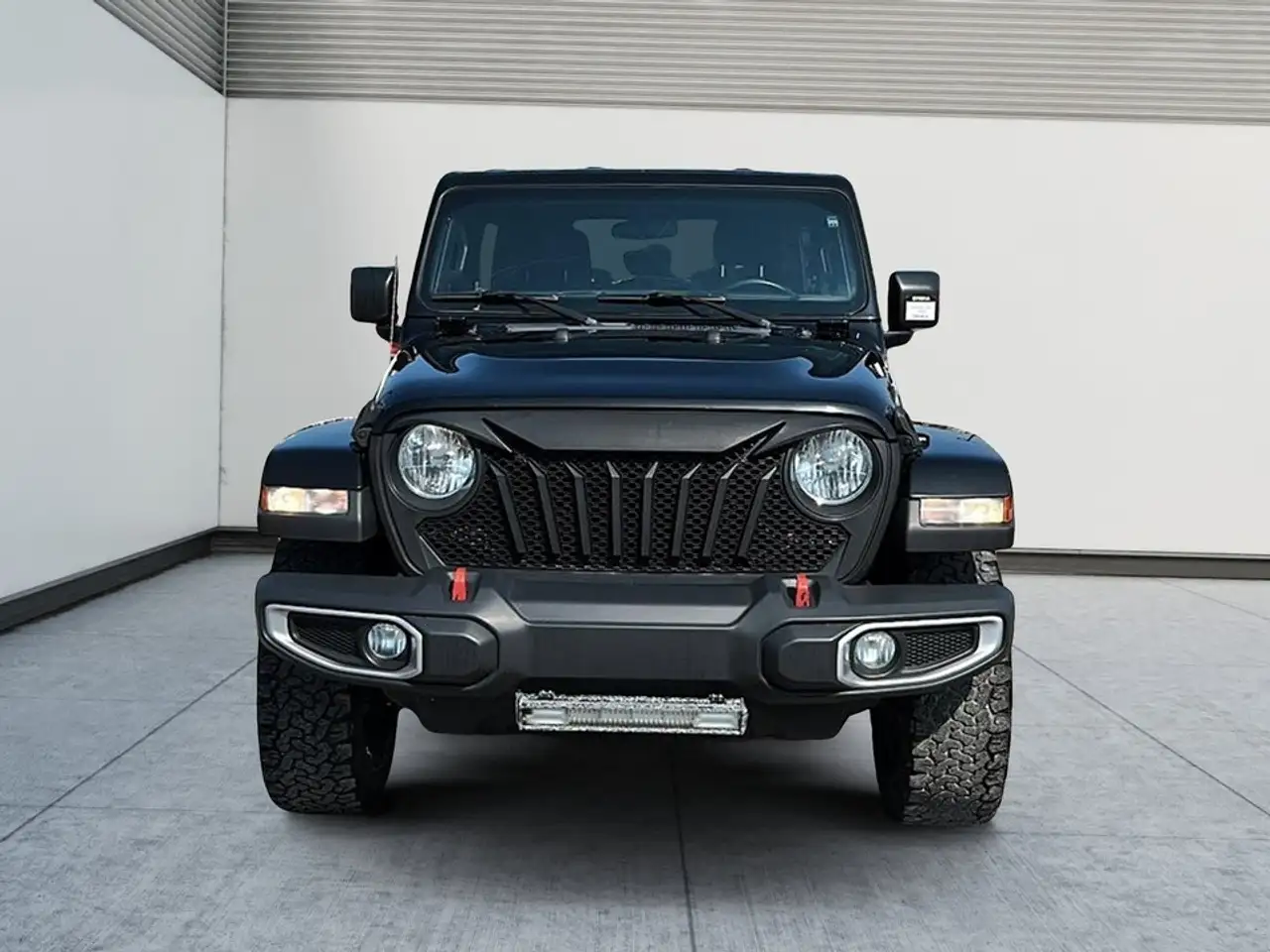 Jeep Wrangler photo Jeep Wrangler