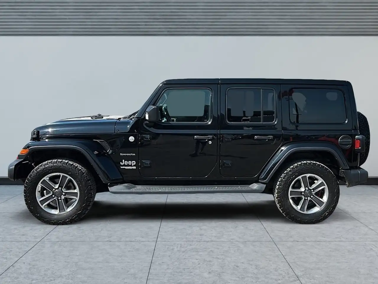 Jeep Wrangler photo Jeep Wrangler