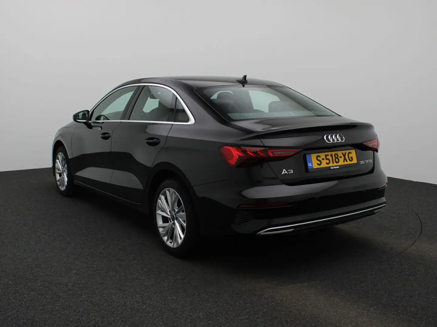 Audi A3 Limousine 35 TFSI Advanced edition | Achteruitrijc Noir - 2