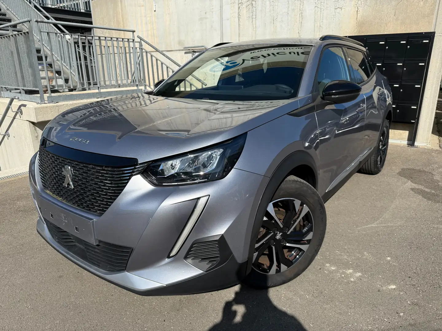 Peugeot 2008 2008 PureTech 130 Allure Pack Argent - 1