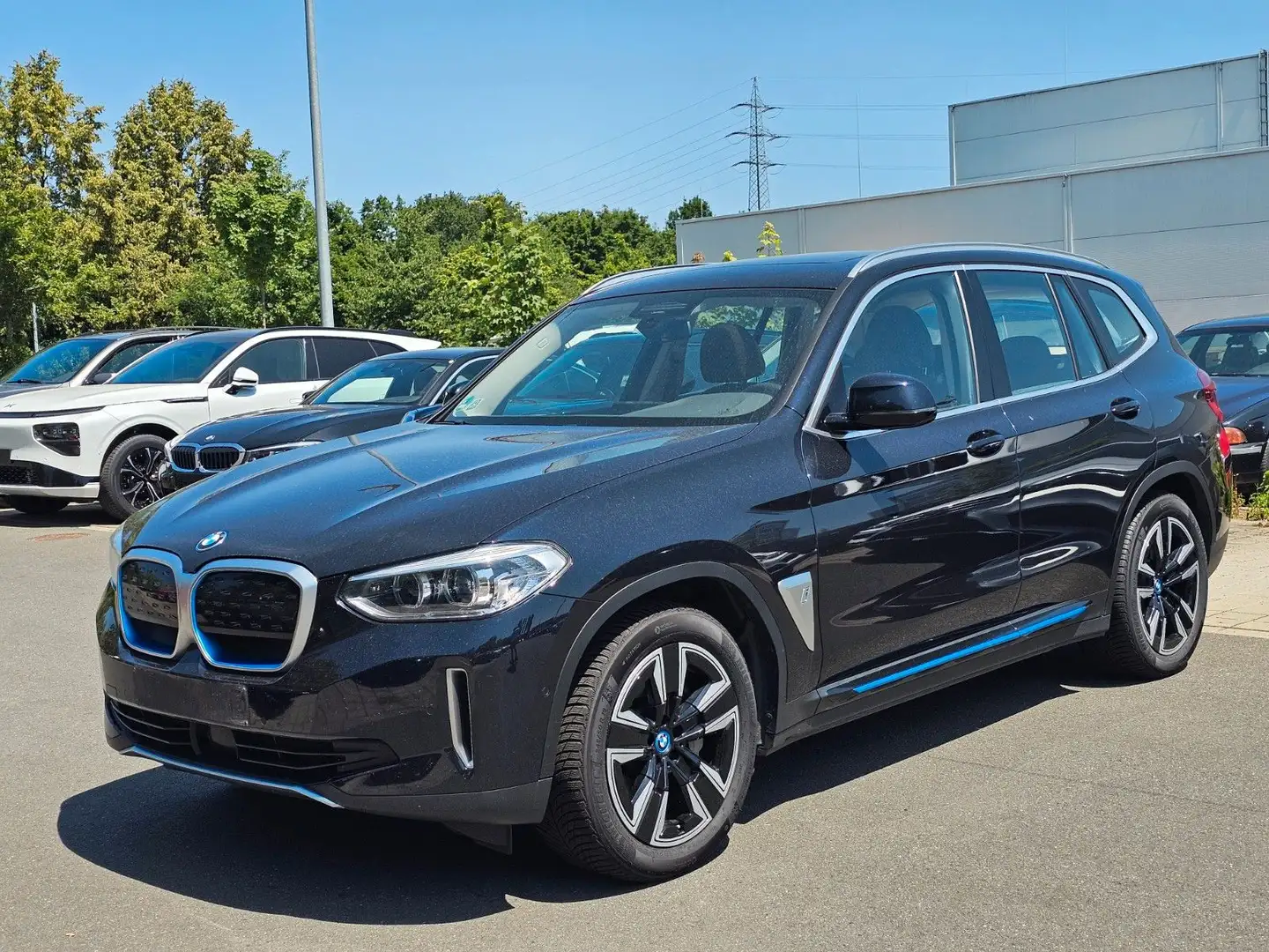 BMW iX3 Baureihe iX3 Inspiring Schwarz - 1