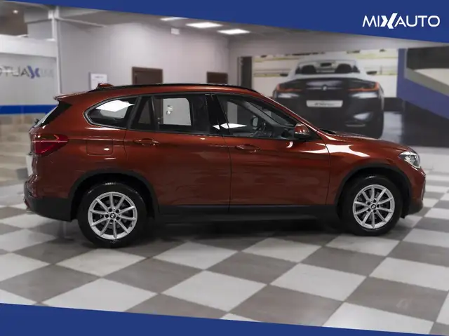 BMW X1 view 6