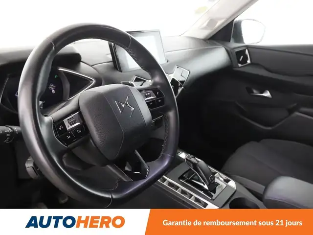 DS Automobiles DS 3 Crossback view 11