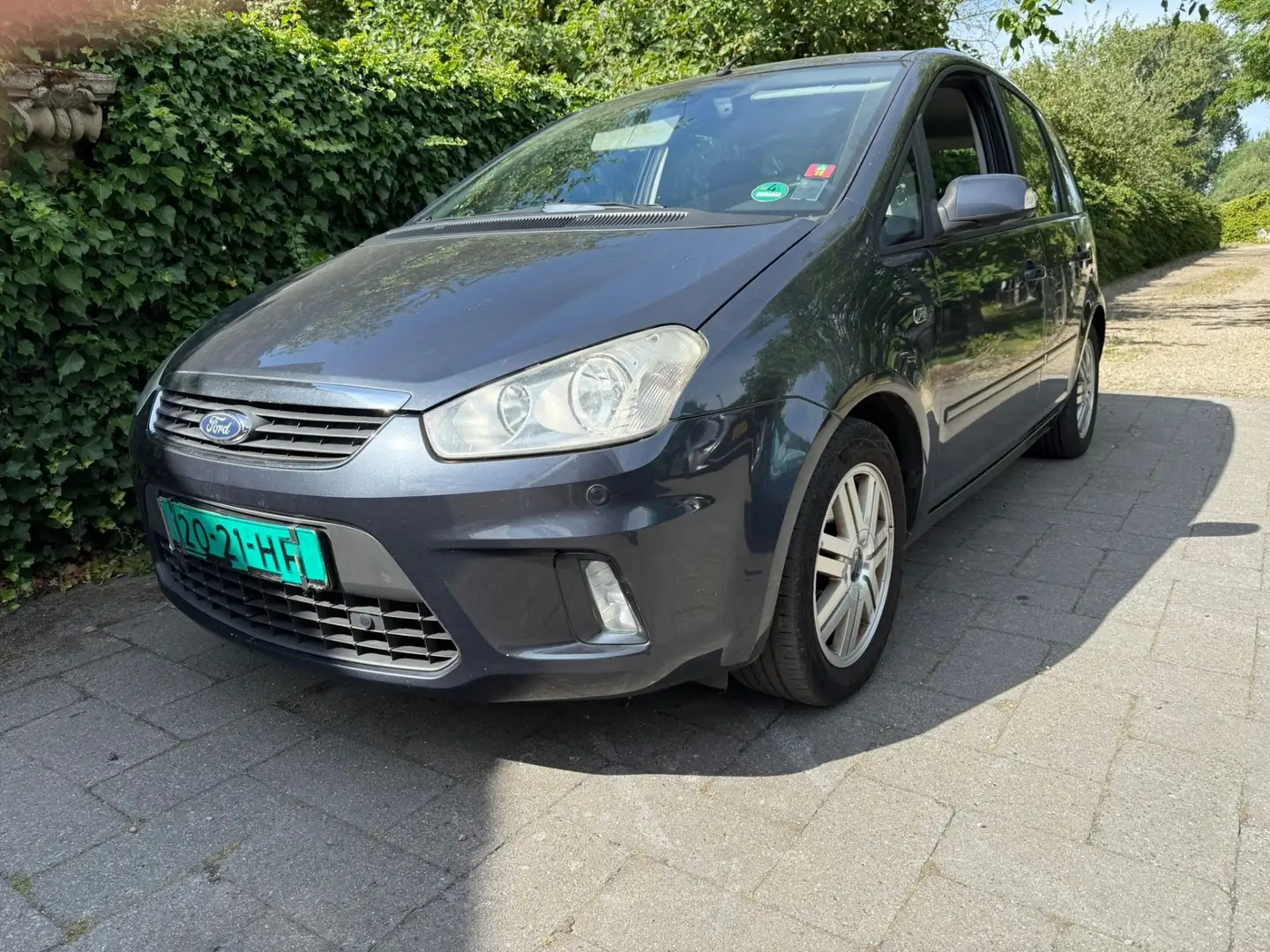 Ford Focus C-Max 1.6-16V Ghia Grijs - 1