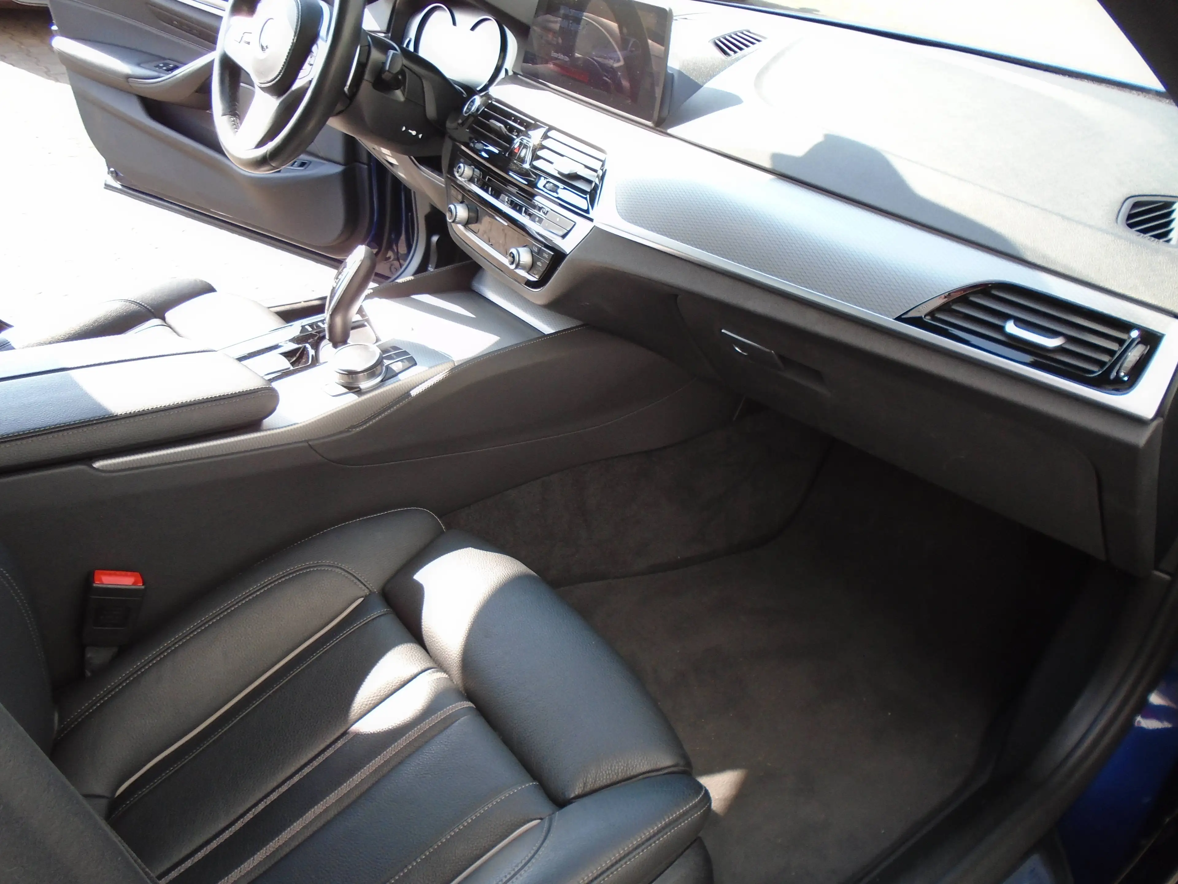 BMW M550 i xDrive TopZustand — photo 12