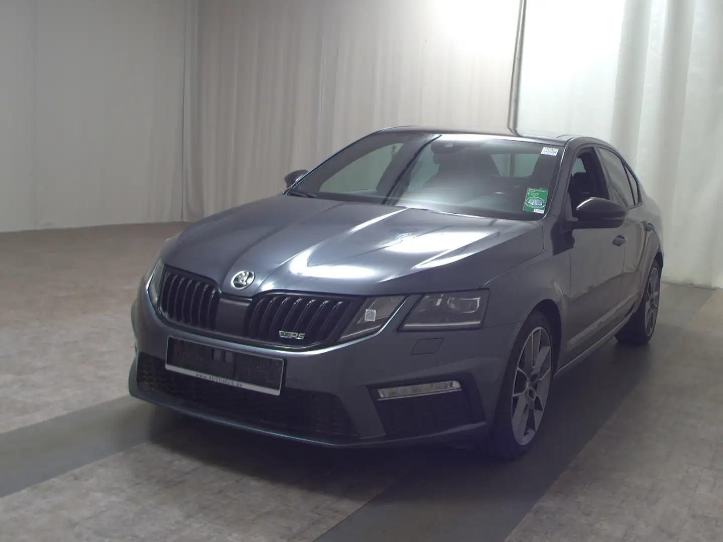 Skoda Octavia 2.0 TSI RS Navi LED GSD ACC RFK Grau - 2