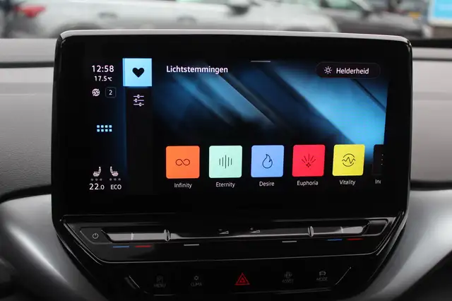 Volkswagen ID.4 view 23