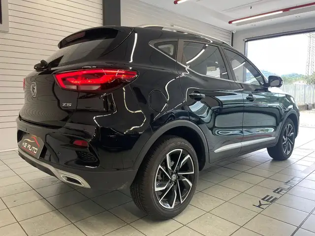 MG ZS view 6