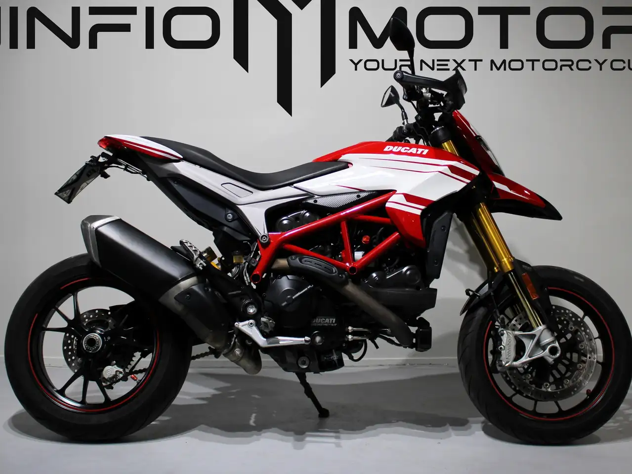 Ducati Hypermotard 939