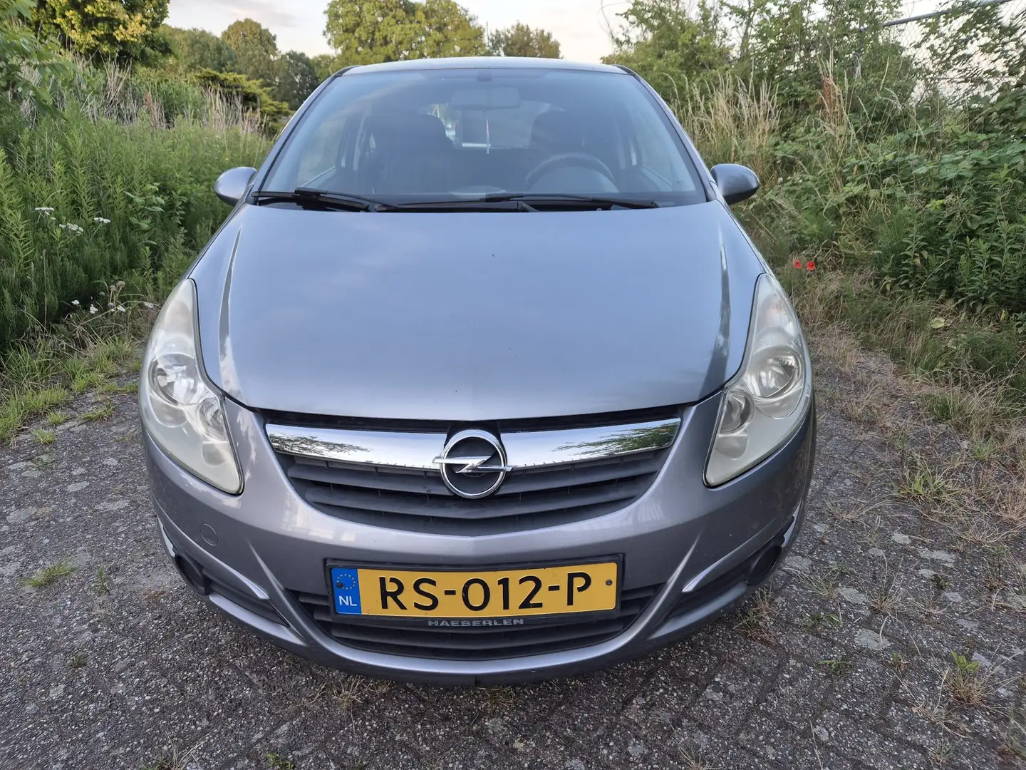 Opel Corsa 1.2-16V Sport. APK | AIRCO Grijs - 2