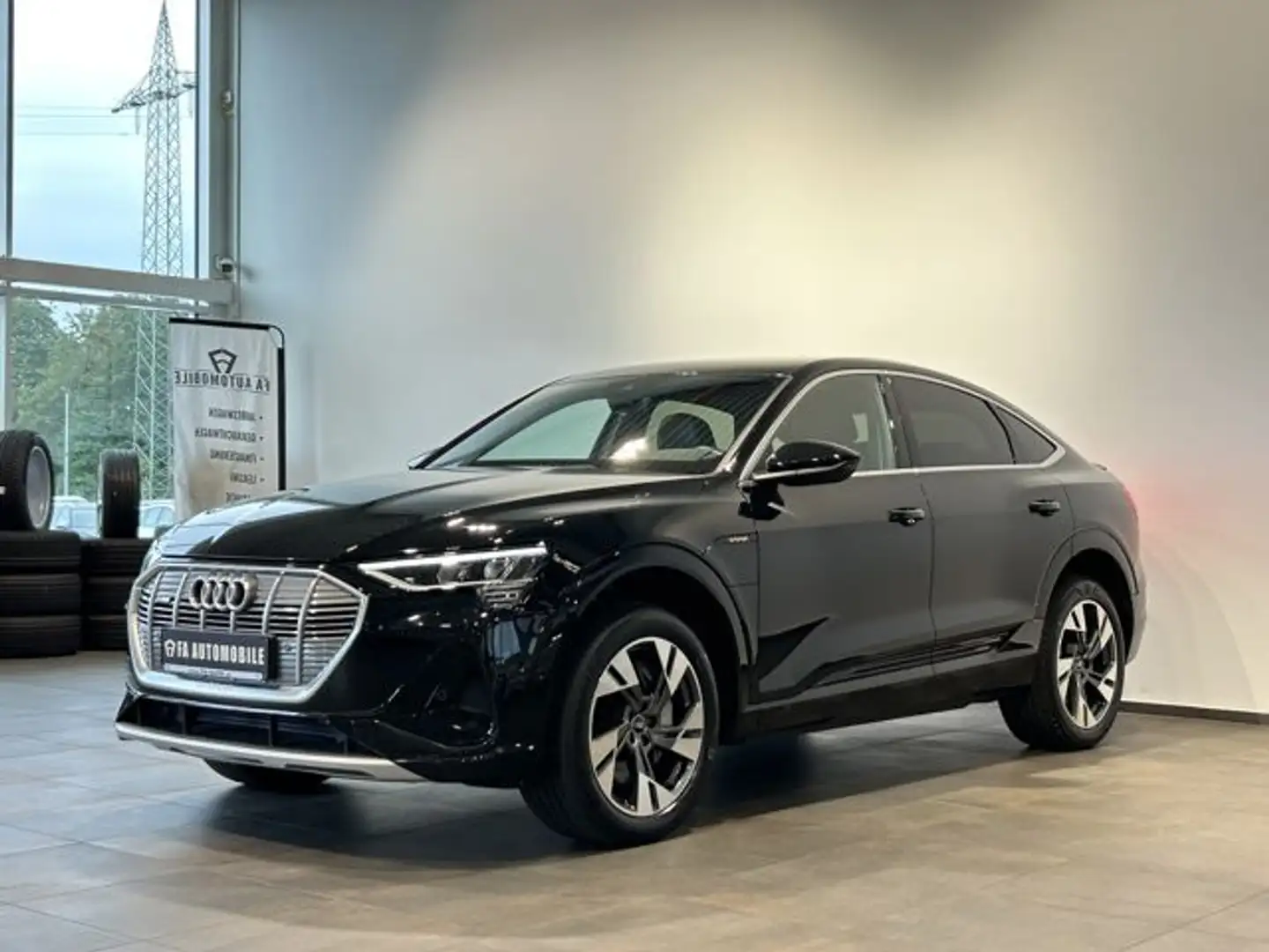 Audi e-tron Sportback 50 2x S Line Kamera ACC 20 Zoll Schwarz - 2