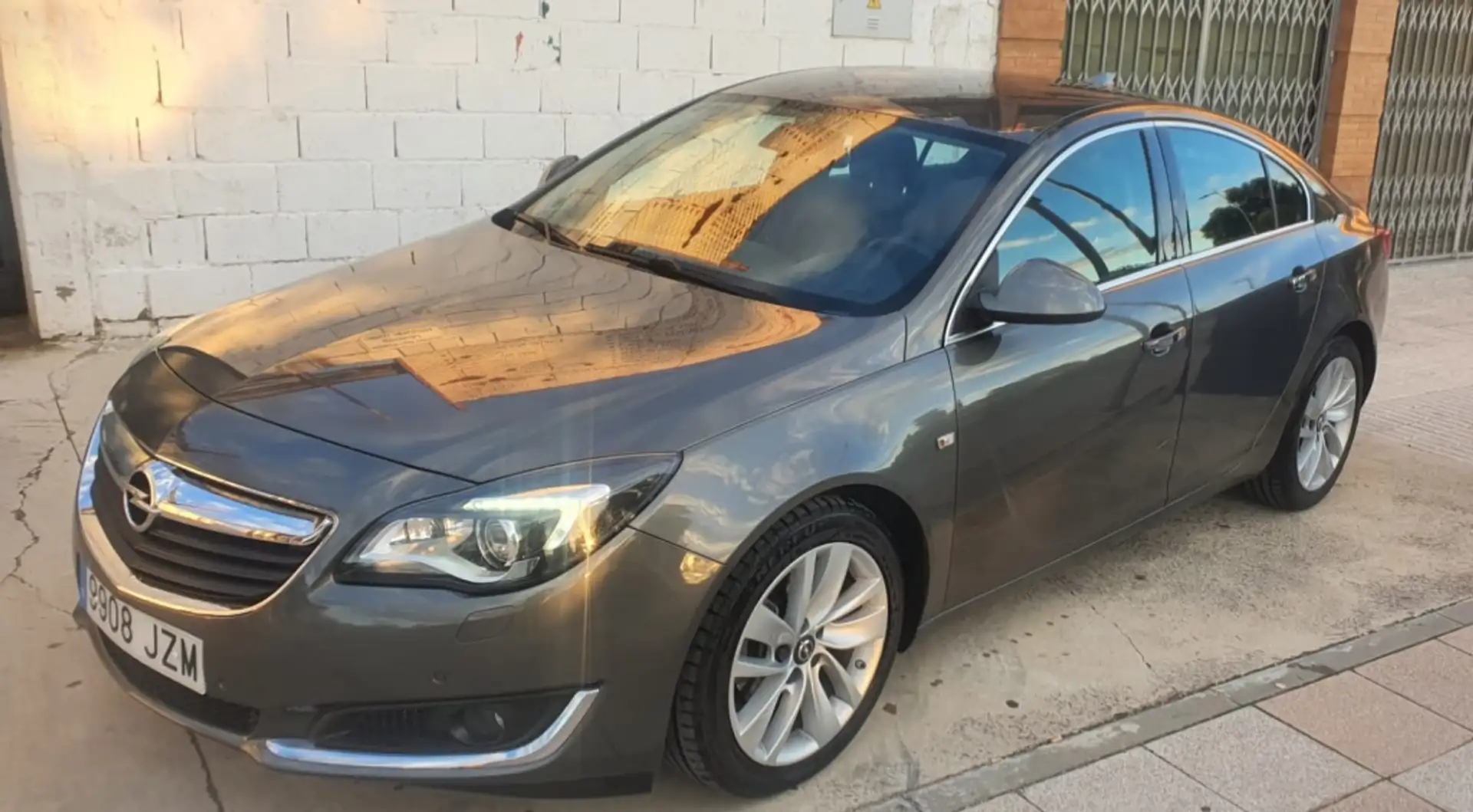 Opel Insignia 1.6CDTI ecoF. S&S Excellence 136 Gris - 1