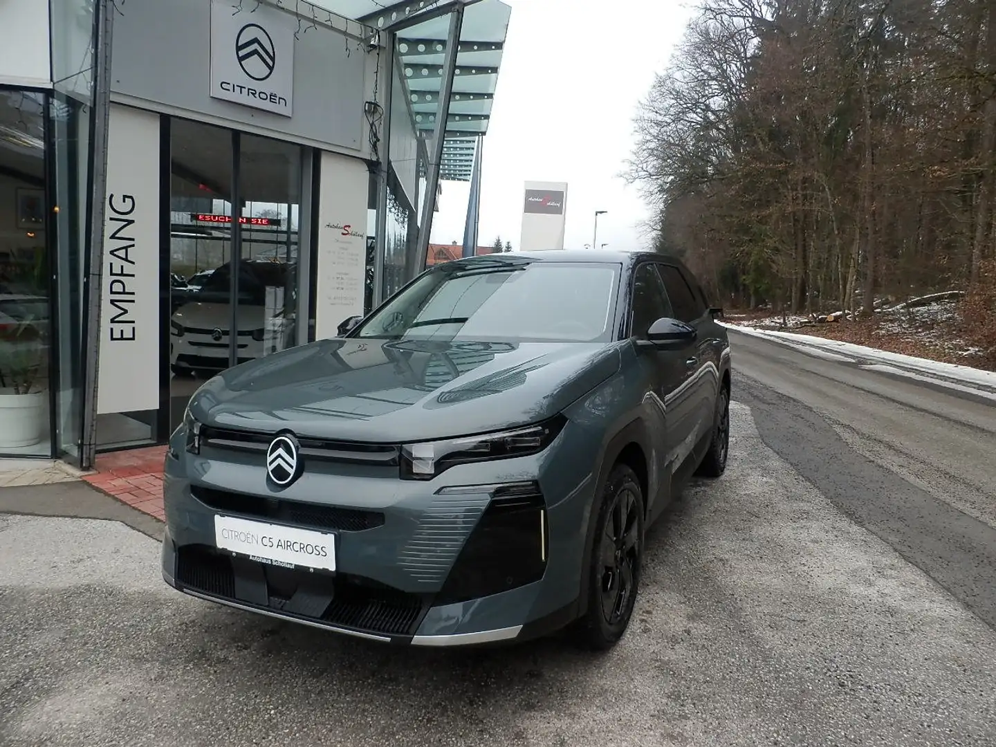 Citroen C5 Aircross Hybrid 145 MAX Neues Modell Grün - 2