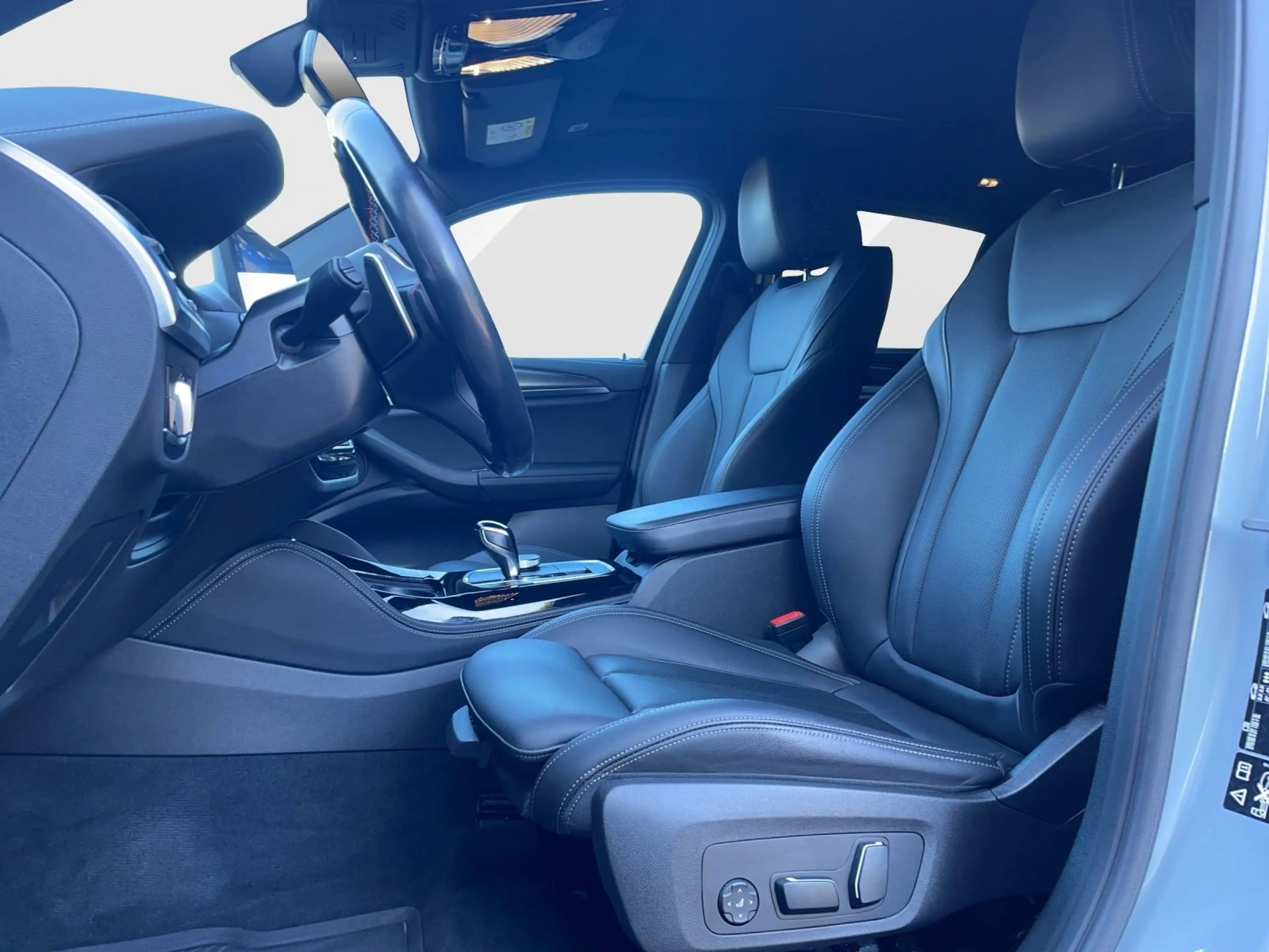 BMW X4 M 40d AHK/ DrivAss Prof./ Laser/ HUD/ Standhzg./ Pan — photo 11