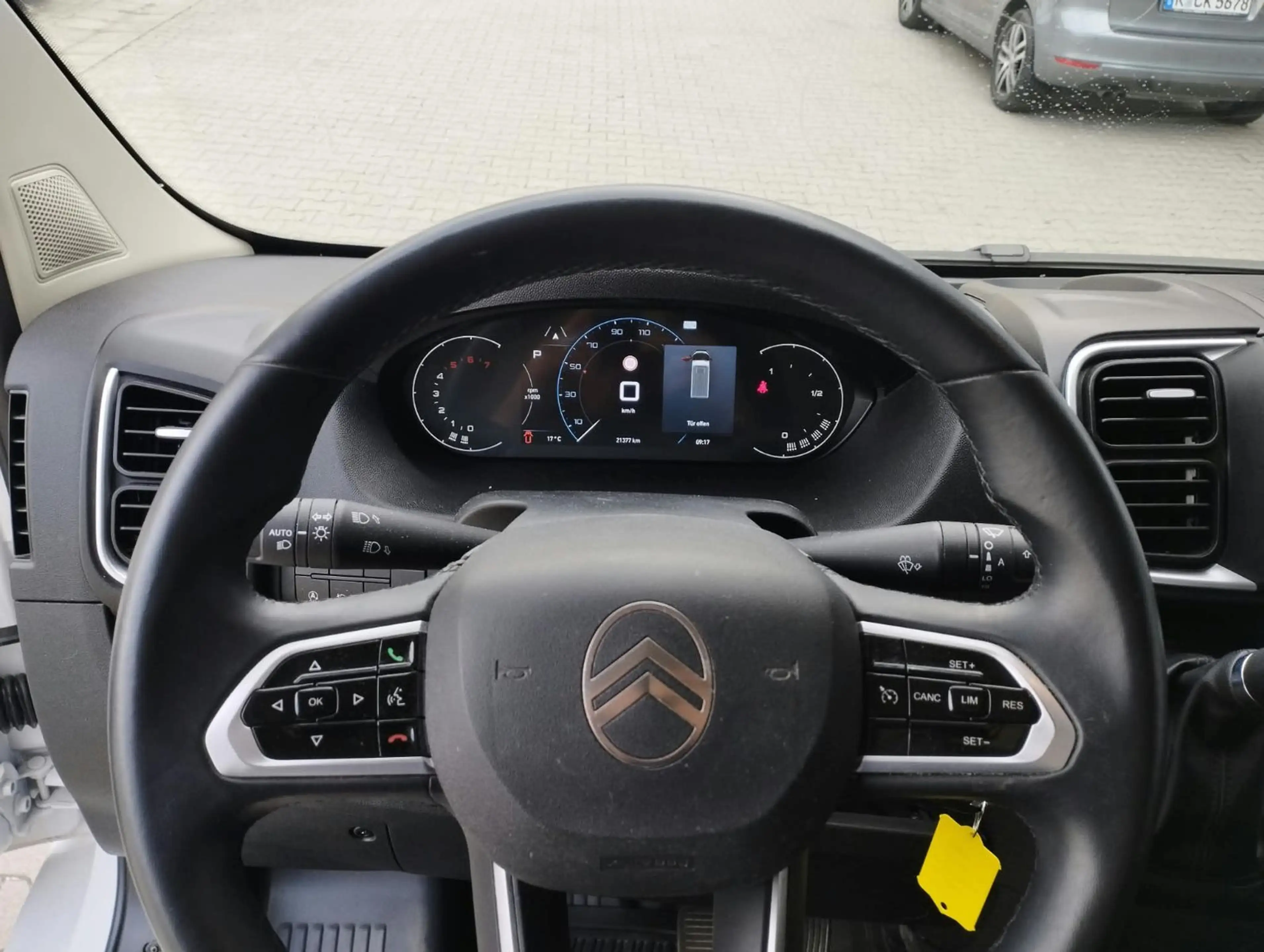 Citroen Jumper Kasten Hochraum 35 L3H2 — photo 7