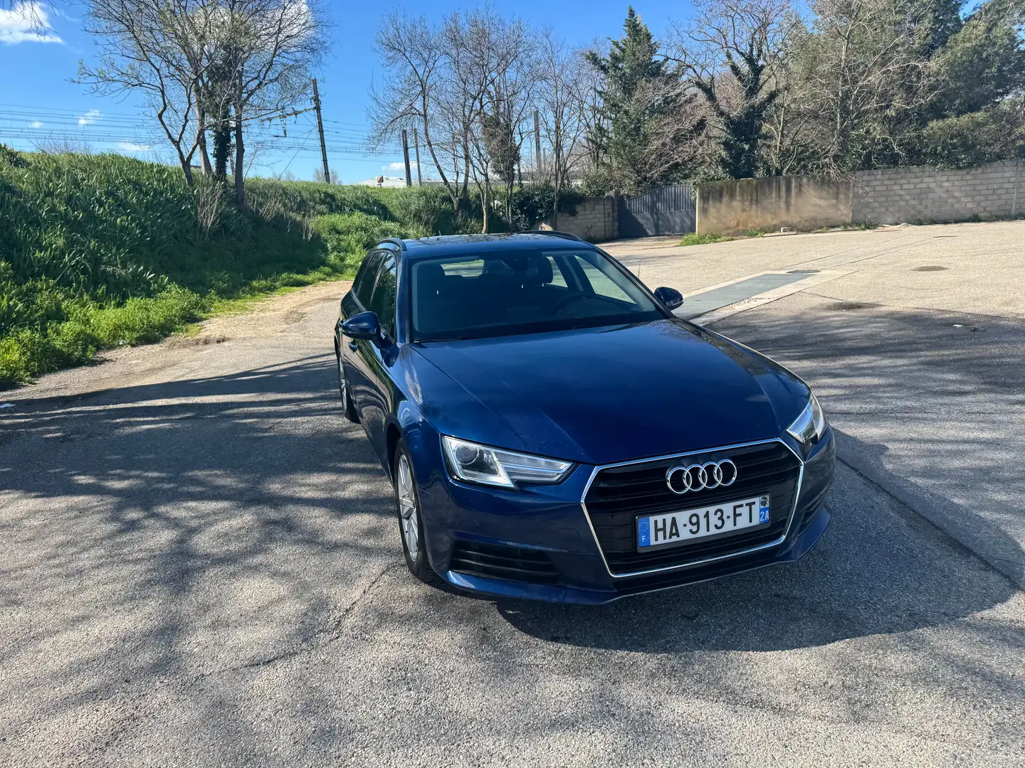 Audi A4 A4 Avant 1.4 TFSI 150 Business Line Bleu - 2