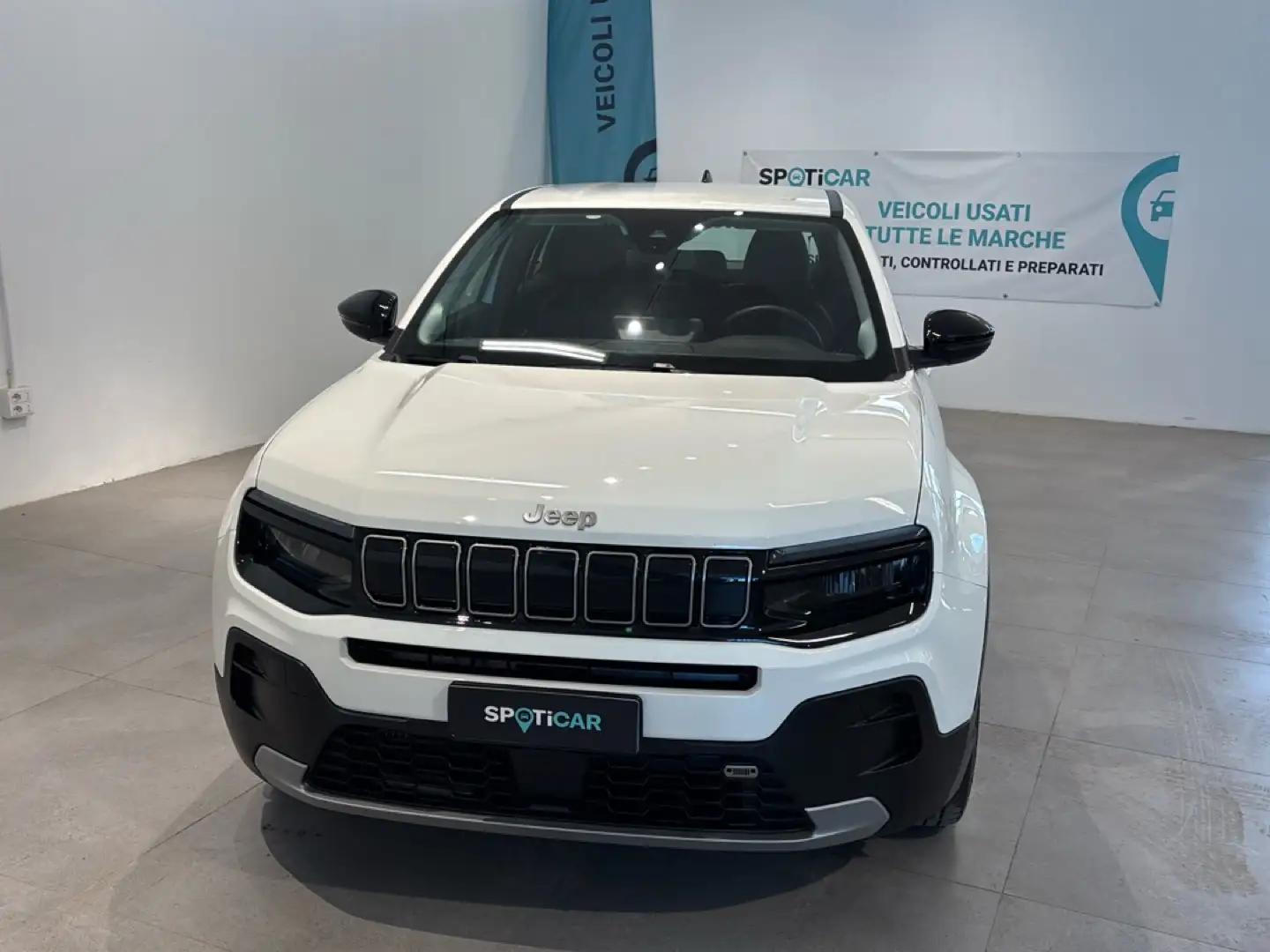 Jeep Avenger Avenger 1.2 Turbo 100 CV Altitude Weiß - 2