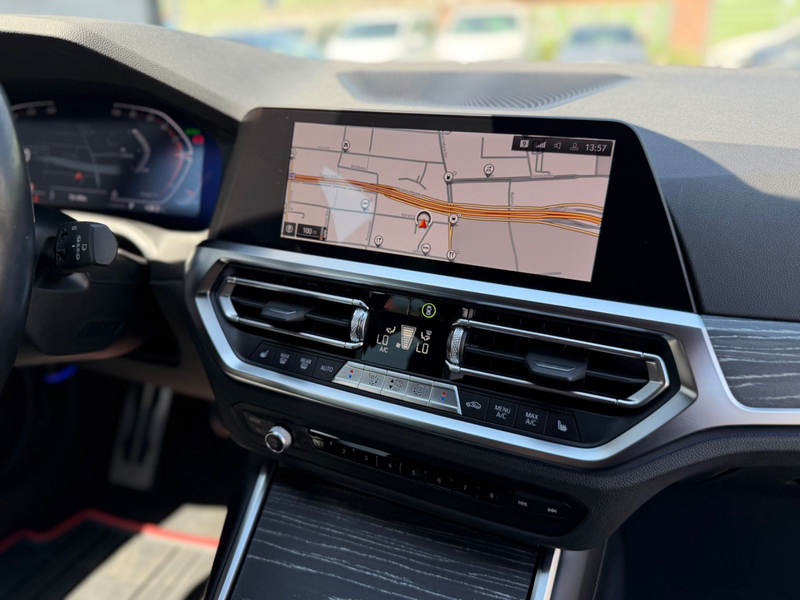 BMW 330 d xDrive M Sport Touring LASER LEDER — photo 15