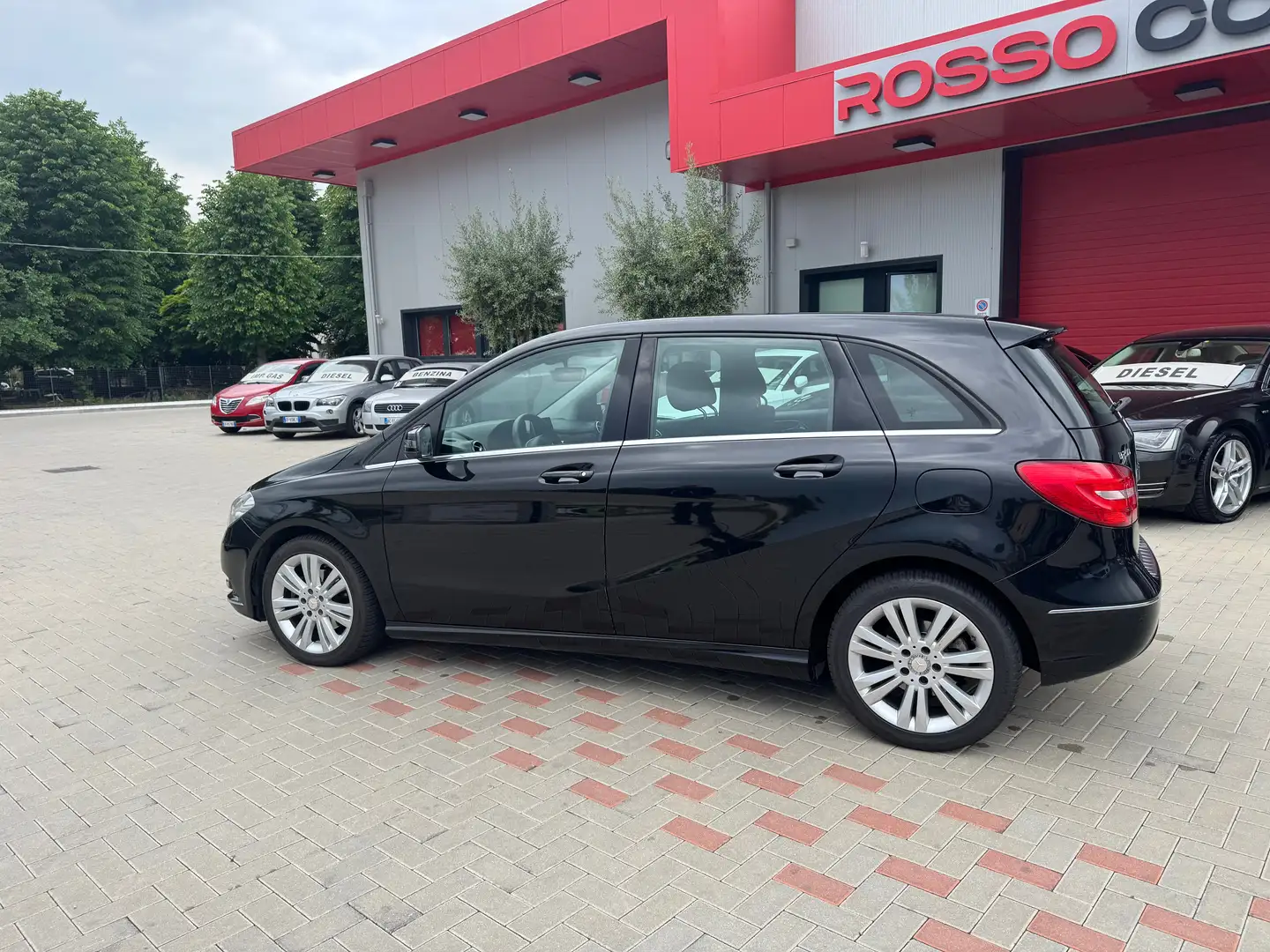 Mercedes-Benz B 200 Executive Full edition AUTOM UNIPRO Noir - 2