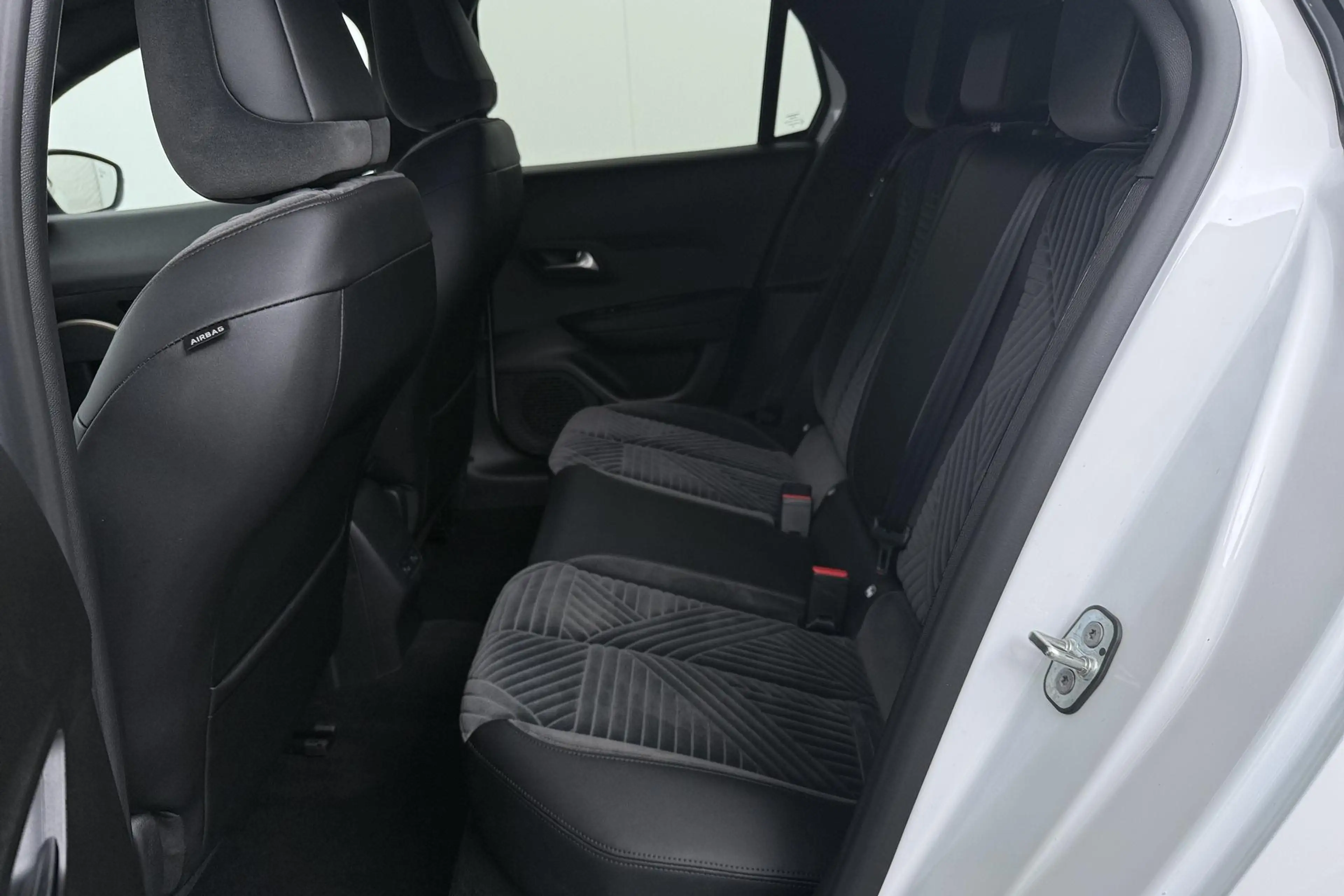 Lancia Ypsilon 1.2 110pk Turbo Hybrid LX Automaat | Parkeer Camer — photo 15