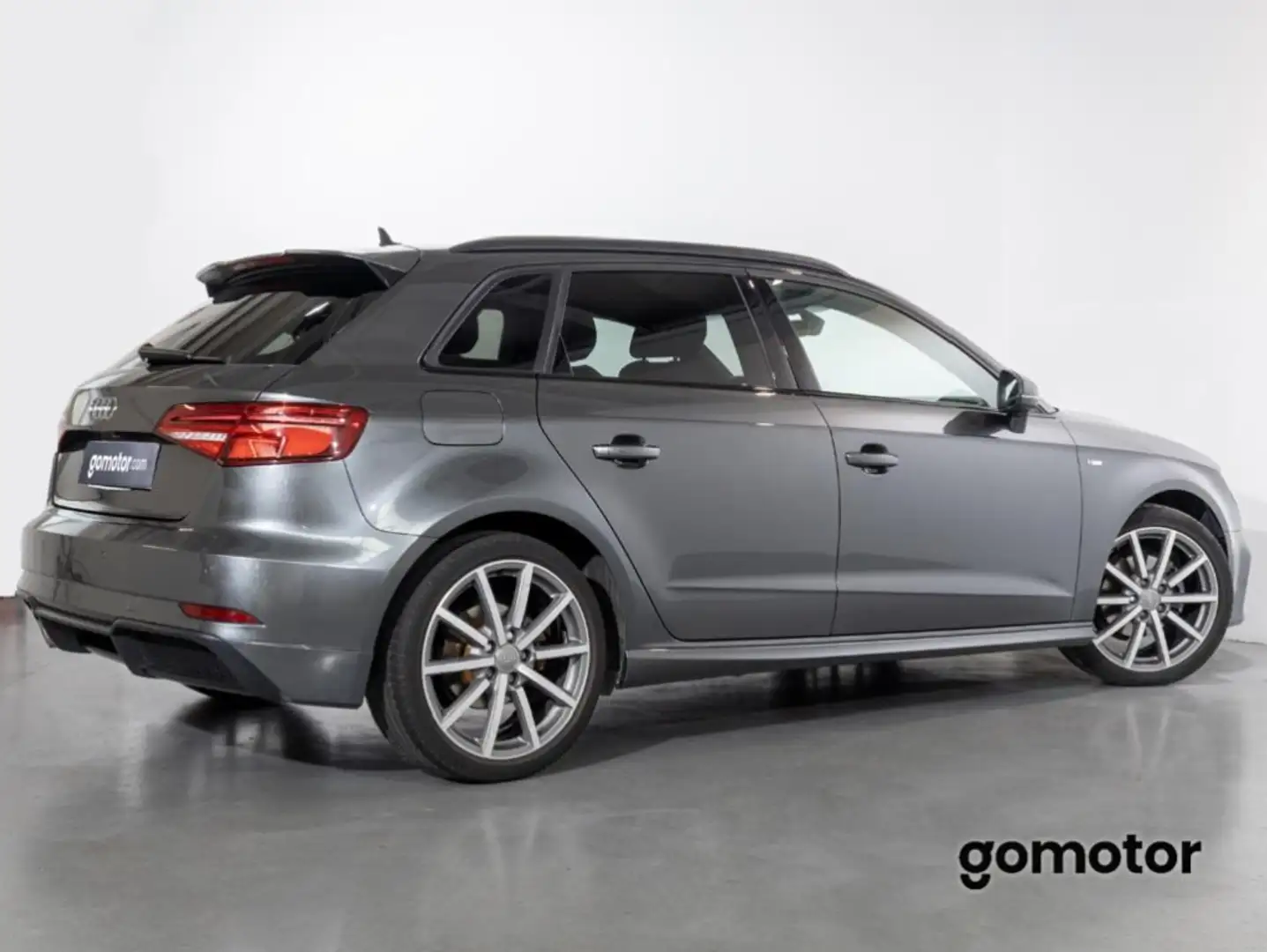 Audi A3 1.5 35 TFSI S TRONIC BLACK LINE SPORTB 150 5P Gris - 2