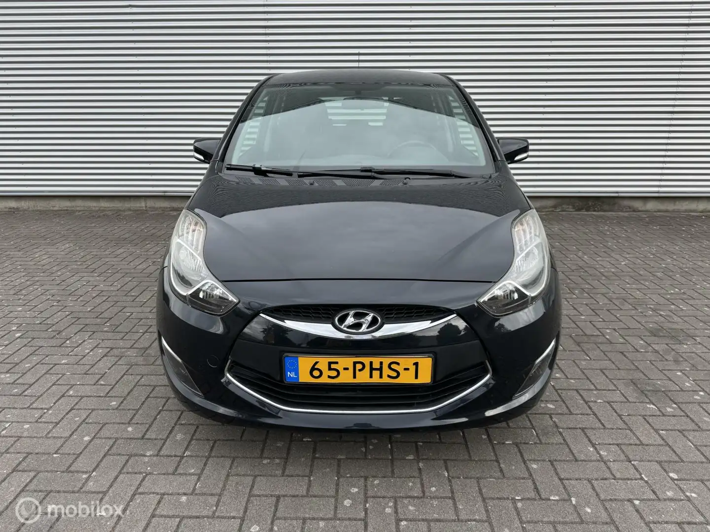 Hyundai iX20 1.4i i-Vision | Cruise | Climate | Zwart - 2