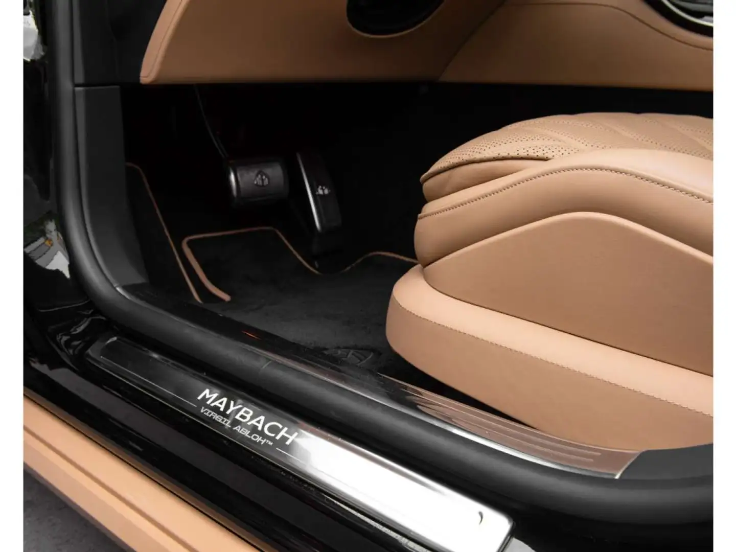 Mercedes-Benz S 680 Maybach S680 4M VIRGIL ABLOH EDITION LIMITED 1 OF Beige - 2