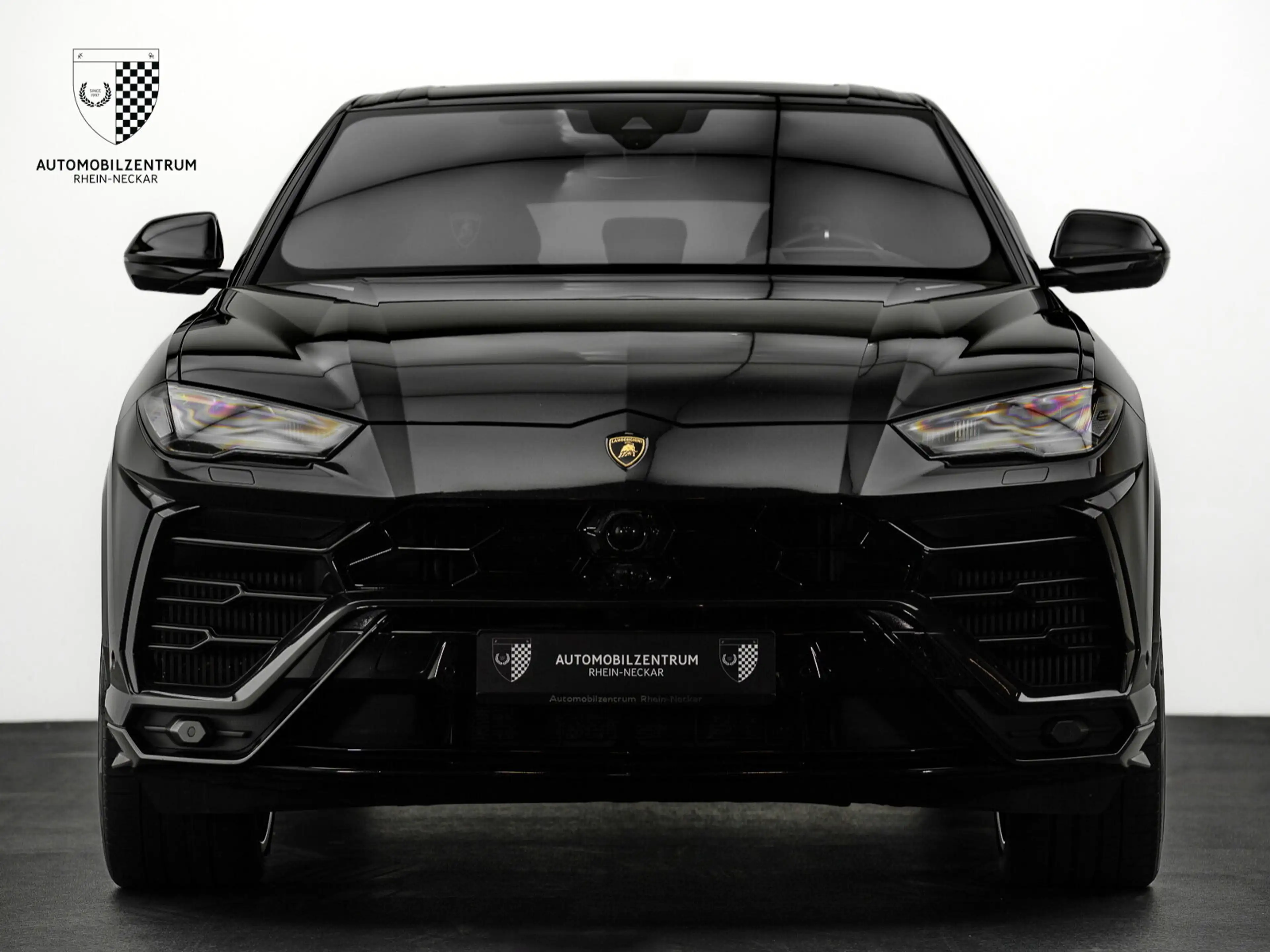 Lamborghini Urus Urus RearEntertainment/FullADAS/Style/Pano/B&O — photo 2
