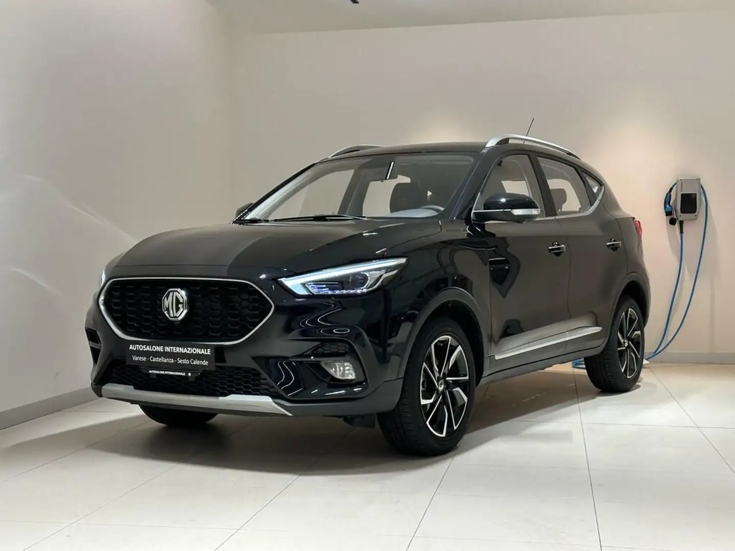 MG ZS Classic 1.5 Luxury Noir - 1