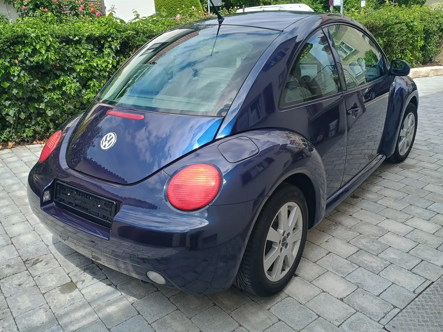 Volkswagen New Beetle New Beetle 1.6 TÜV ohne Mängel bis 05/27 Bleu - 2