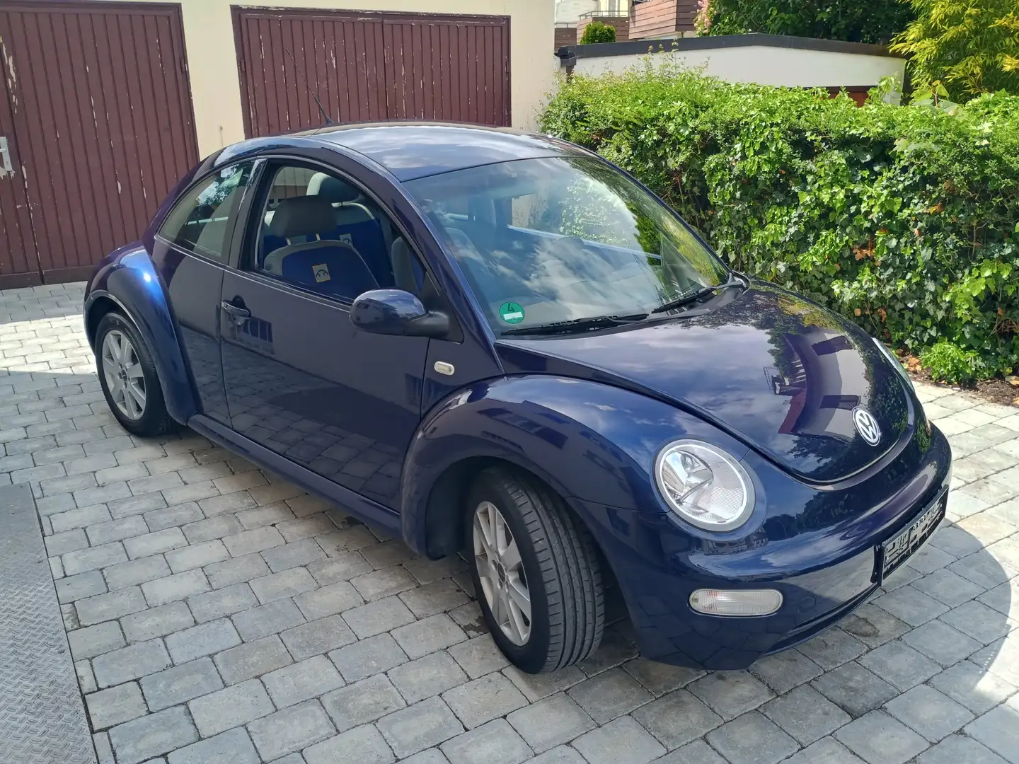 Volkswagen New Beetle New Beetle 1.6 TÜV ohne Mängel bis 05/27 Bleu - 1