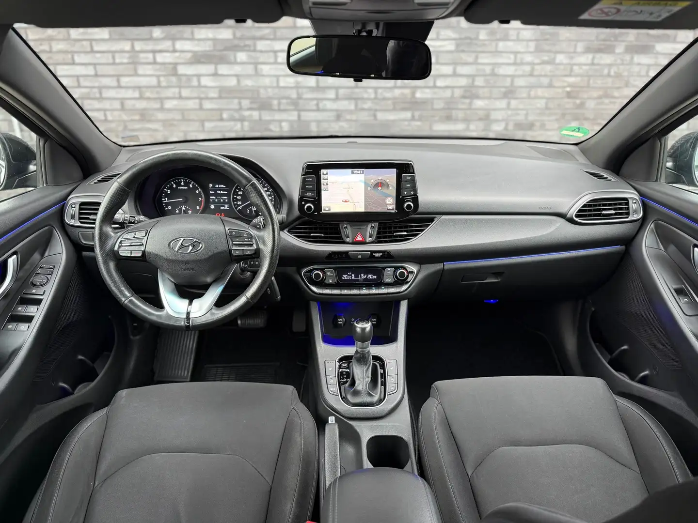 Hyundai i30 Wagon 1.4 T-GDI Premium Automaat|Camera|Carplay|LK Zwart - 2