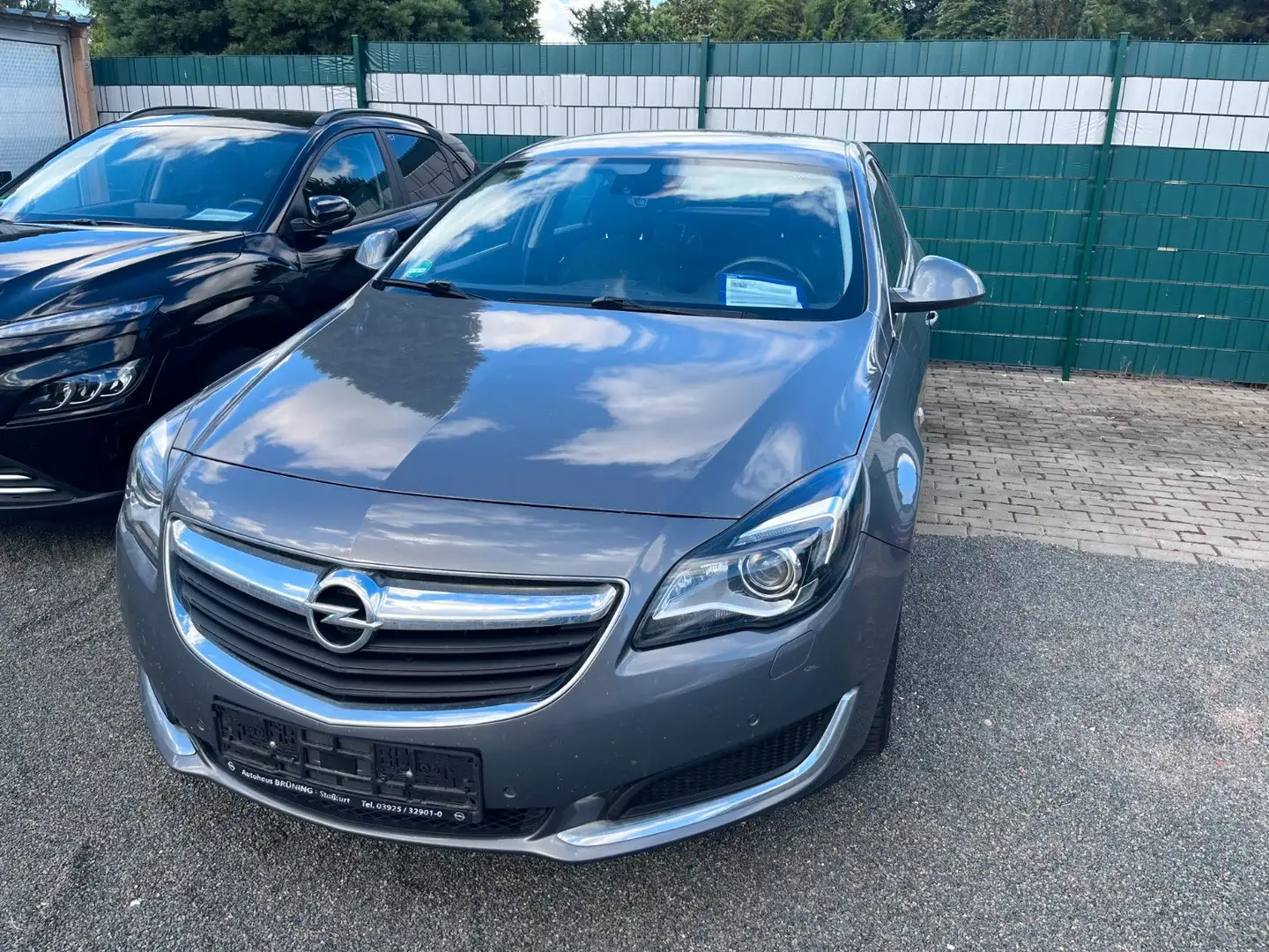 Opel Insignia A Lim. Innovation Grau - 1