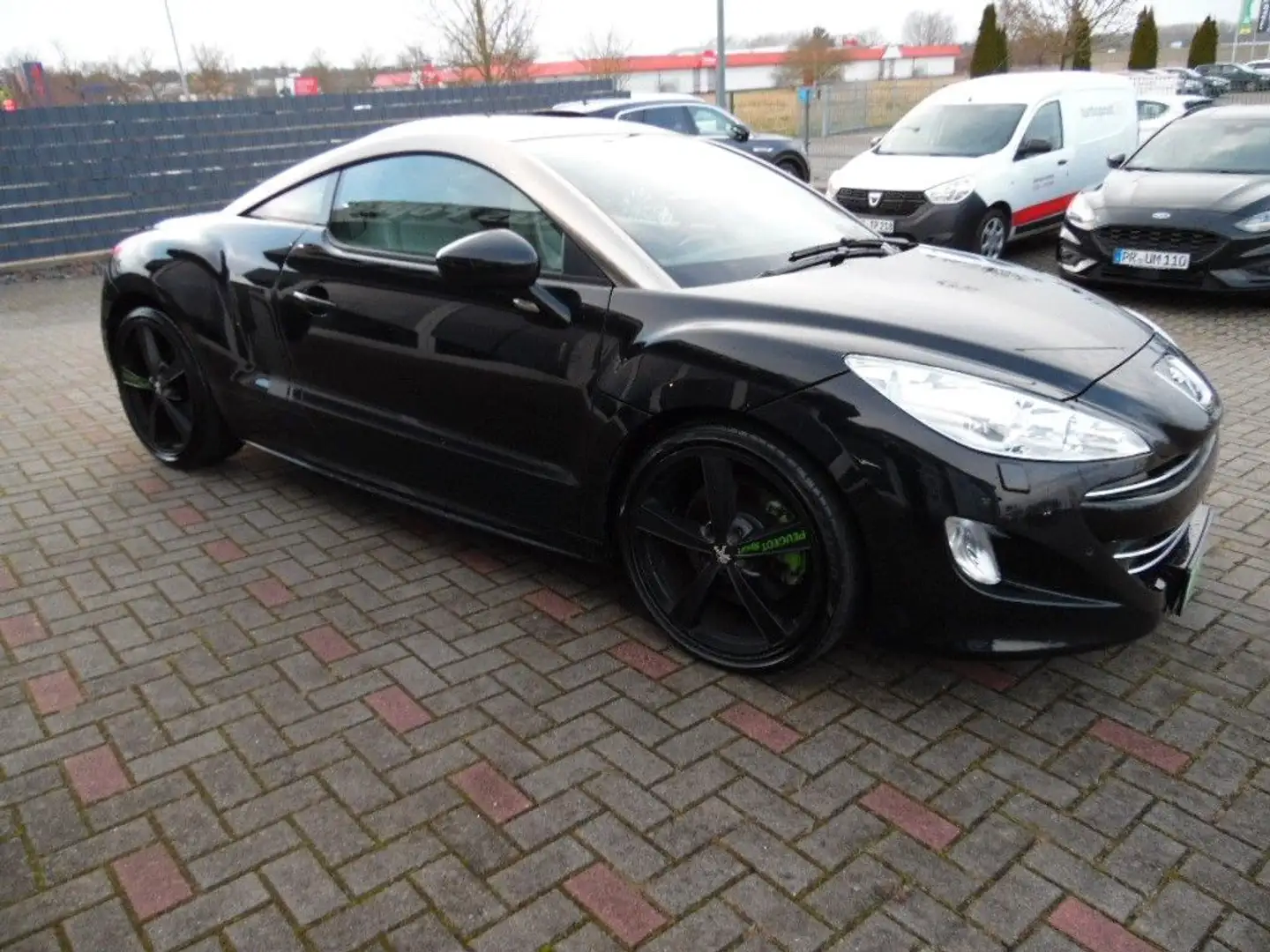Peugeot RCZ 1.6 200 THP Černá - 2