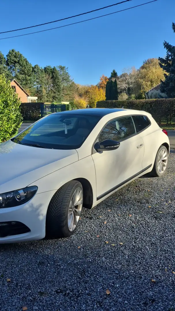 Volkswagen Scirocco 2.0 TSI DSG - 1