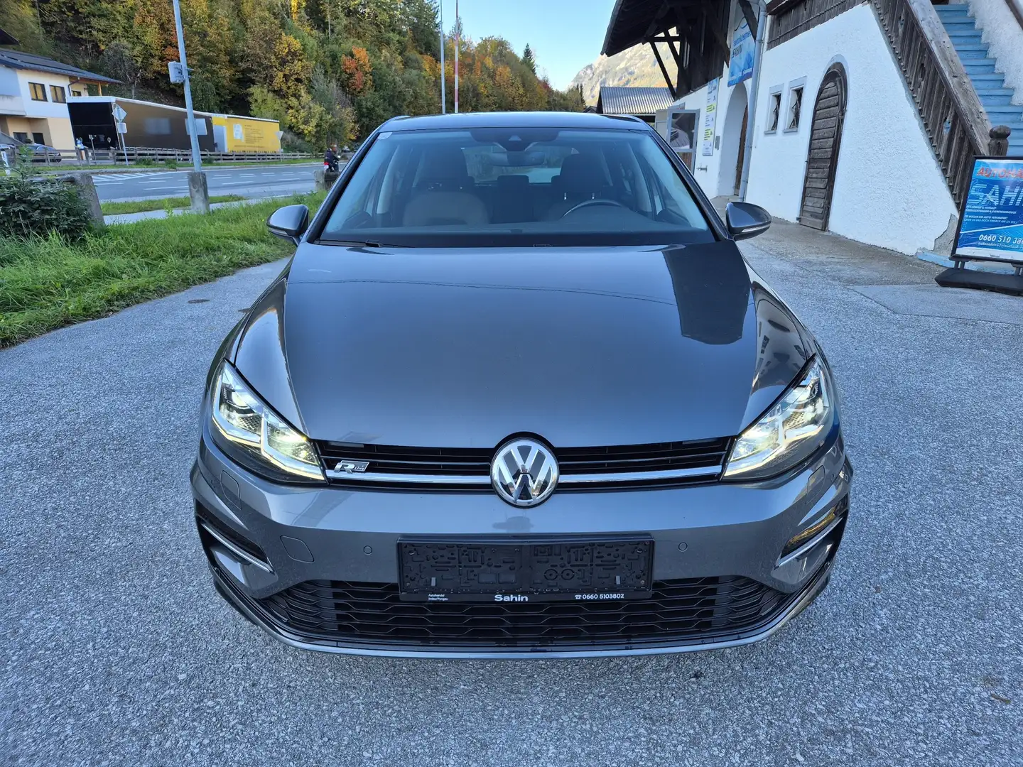 Volkswagen Golf Golf 1,6 TDI R-Line Grau - 2