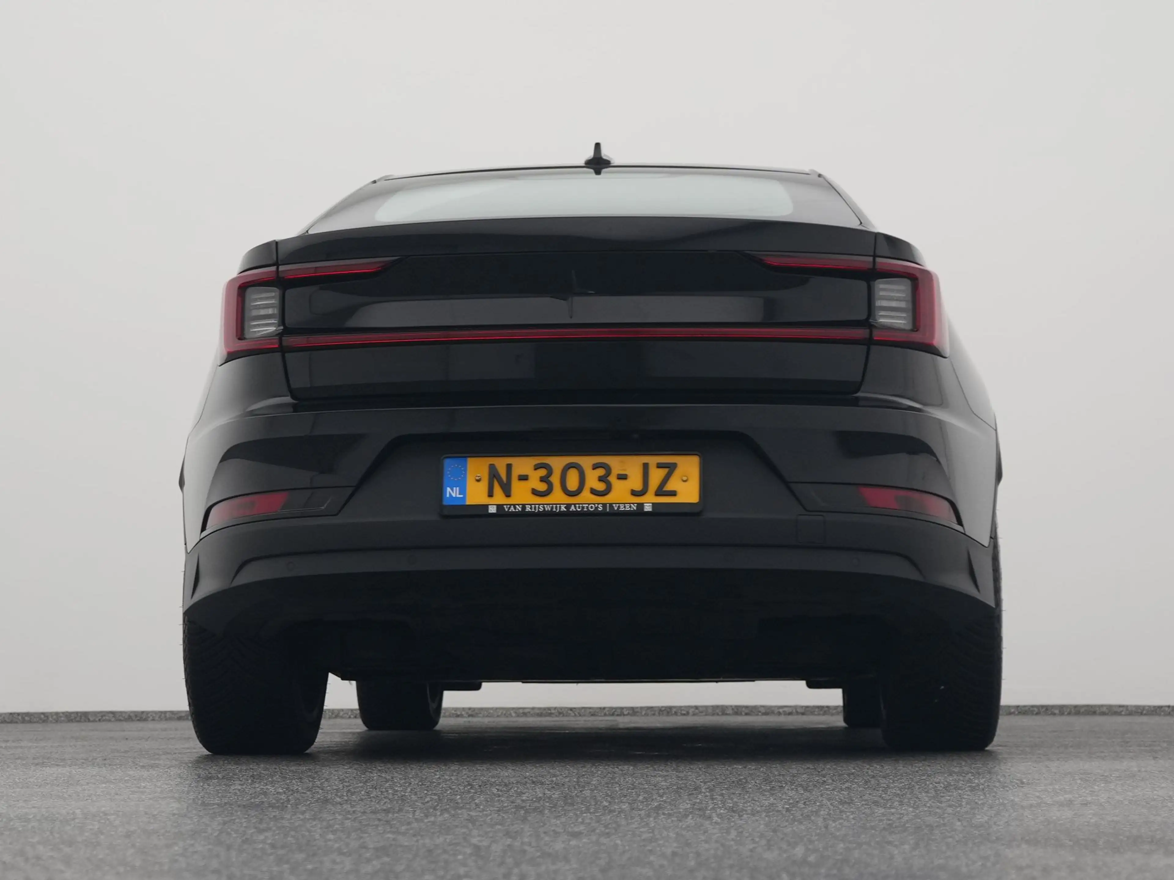Polestar 2 Standard Range Single Motor 63 kWh | KEYLESS | STO — photo 37