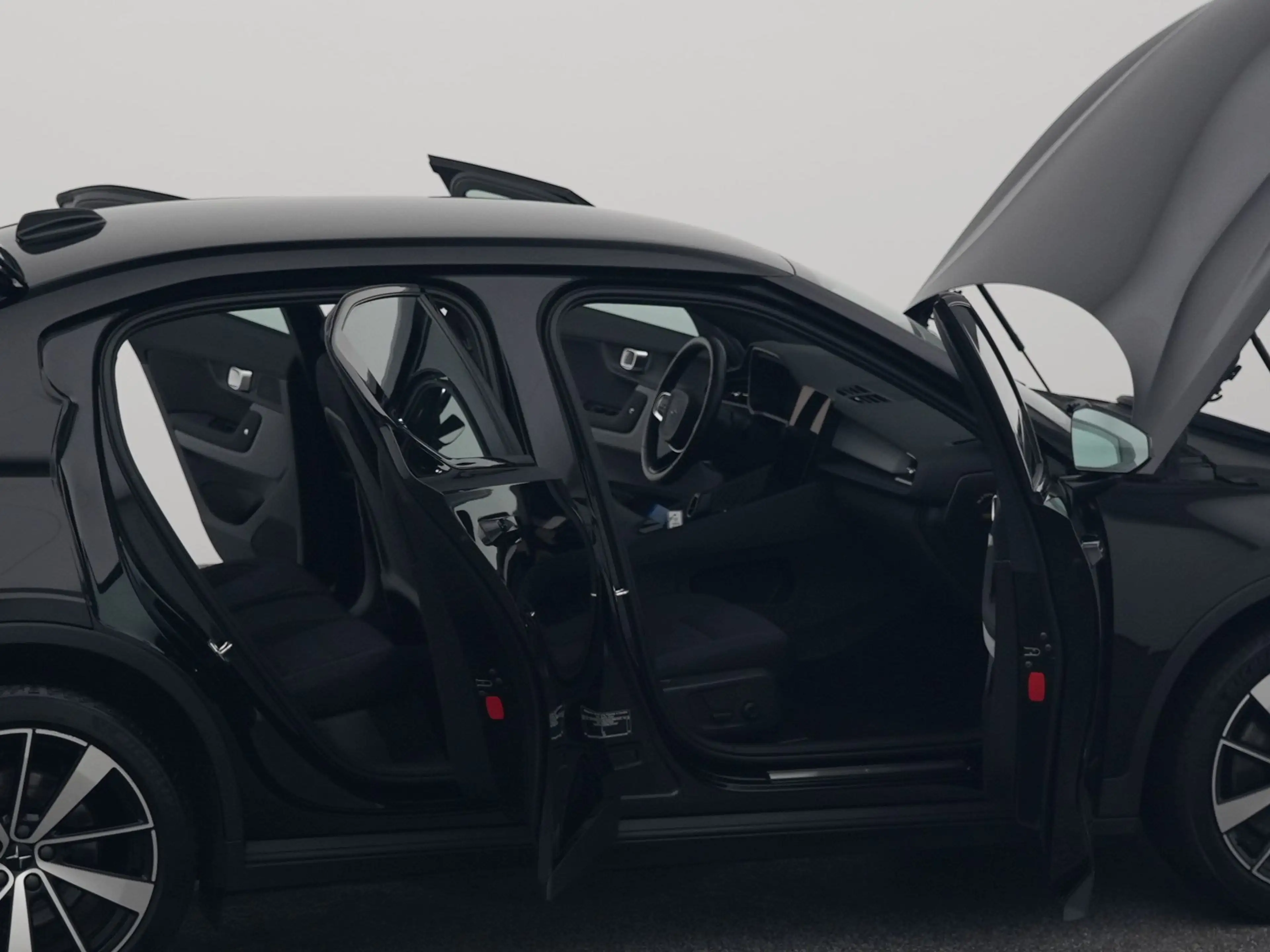 Polestar 2 Standard Range Single Motor 63 kWh | KEYLESS | STO — photo 35