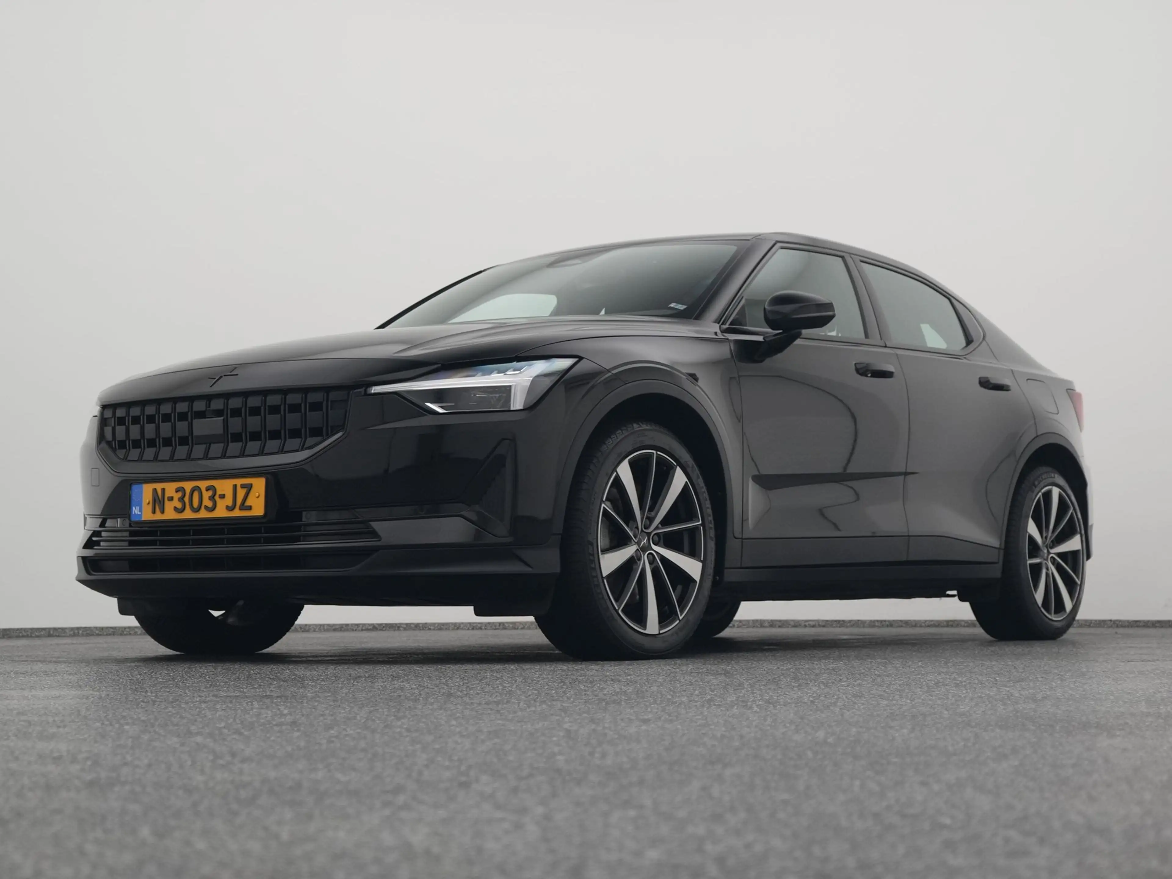 Polestar 2 Standard Range Single Motor 63 kWh | KEYLESS | STO — photo 16