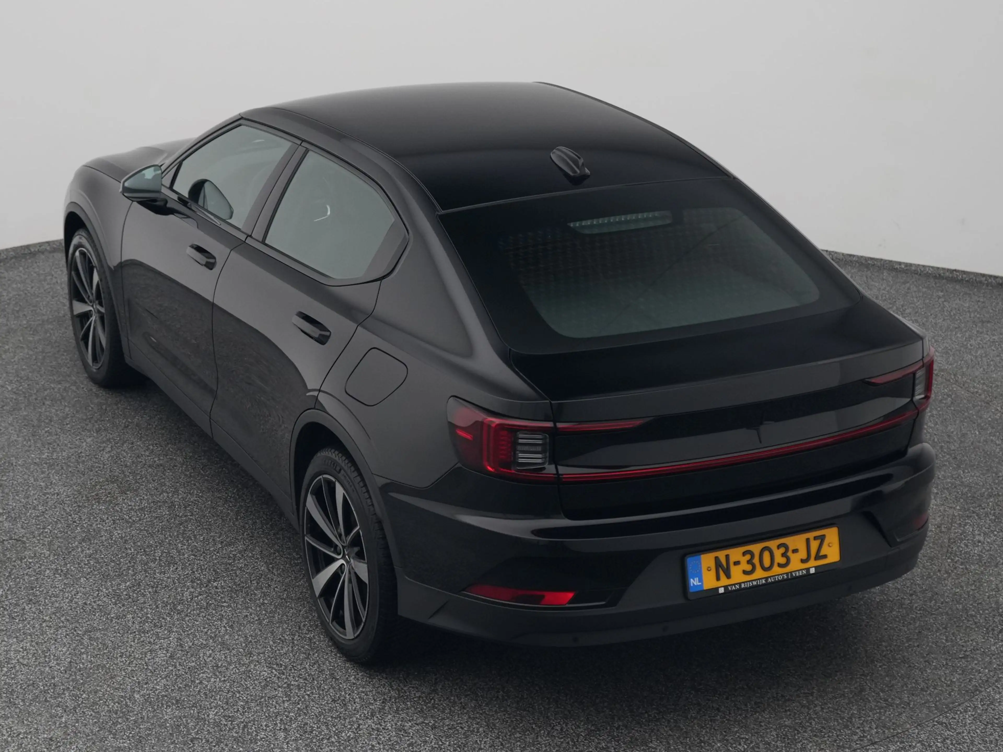 Polestar 2 Standard Range Single Motor 63 kWh | KEYLESS | STO — photo 26